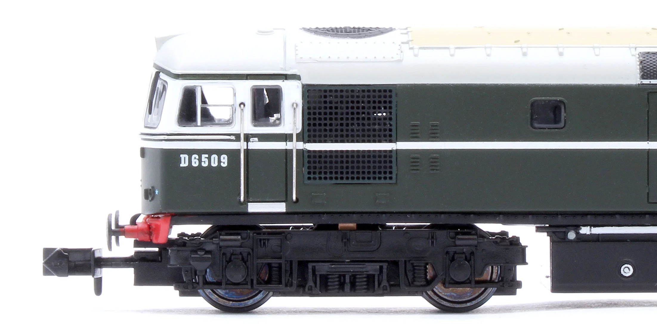 2D-001-009D Class 33/0 D6509 BR Green No Yellow Warning Panel Diesel Locomotive - DCC Fitted - Image 6