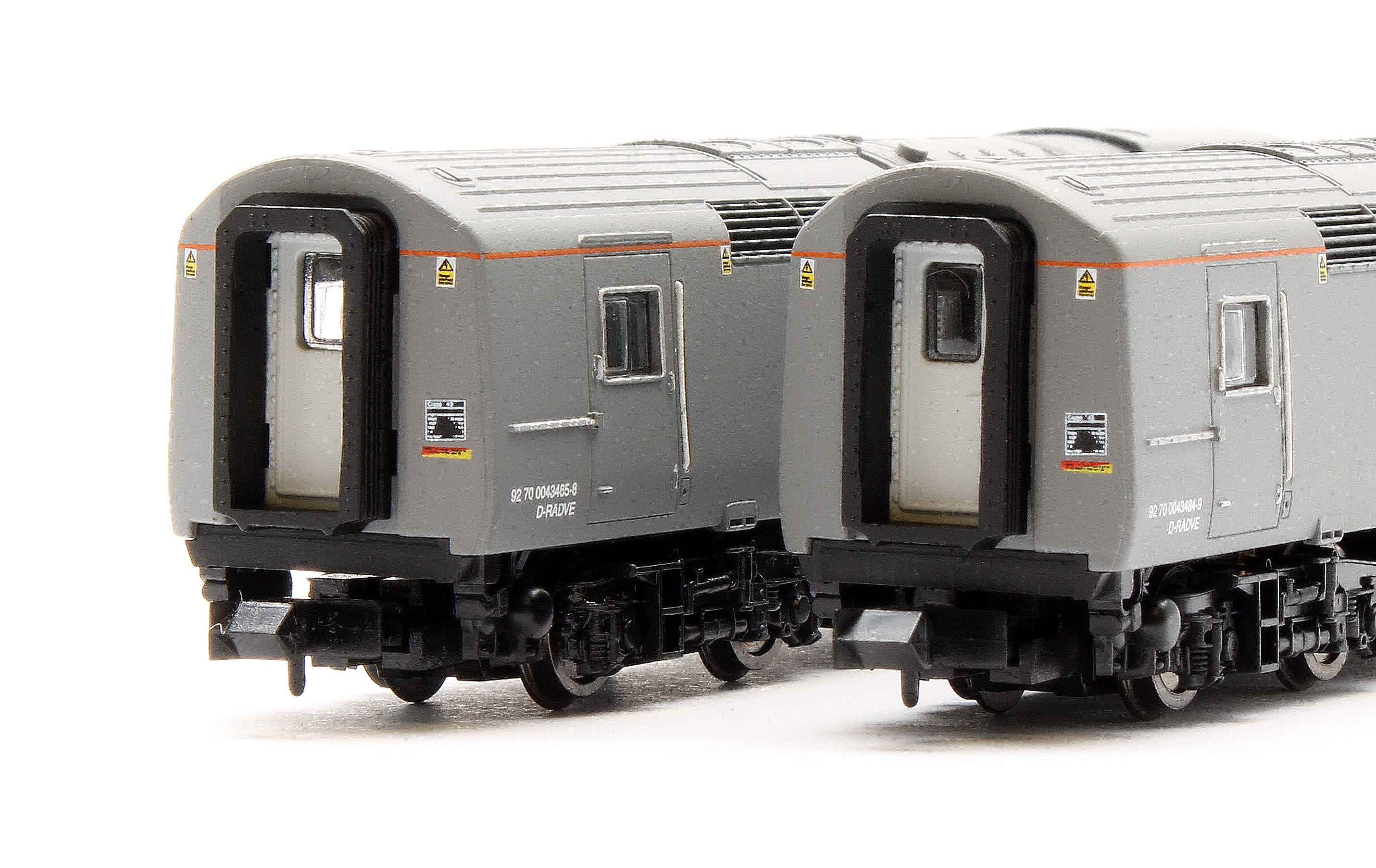 GM2210304 Class 43 465/484 Rail Adventure Power Car Set - Image 8