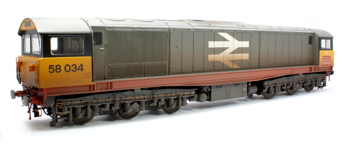 Class 58 Railfreight Red Stripe 58034 Bassetlaw Diesel Locomotive - Weathered - Image 3