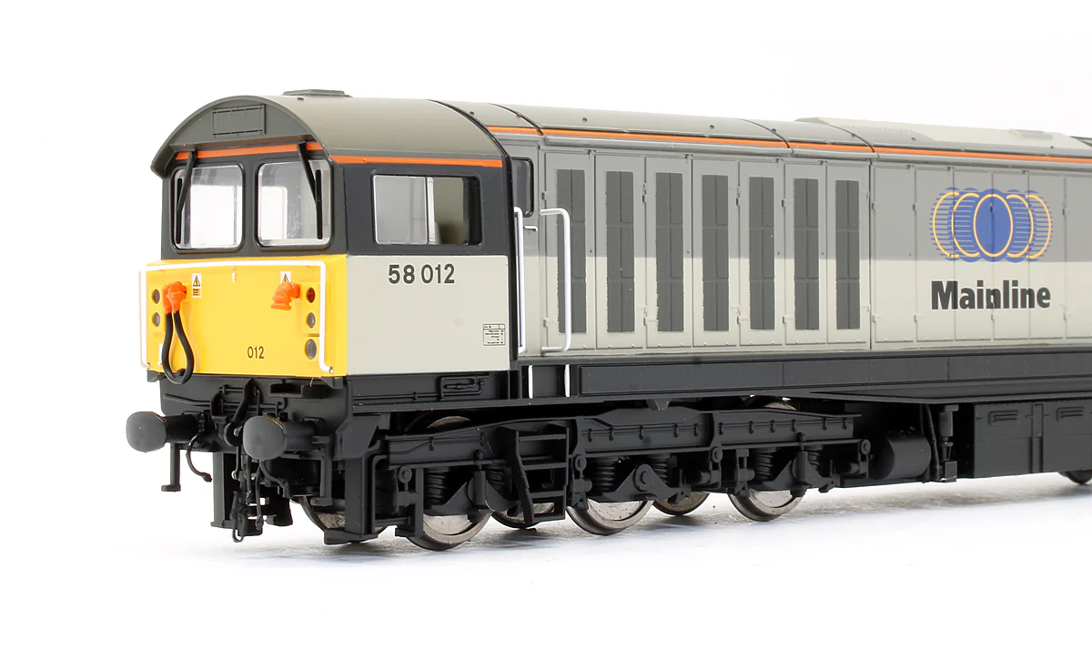 Class 58012 Mainline Triple Grey Diesel Locomotive - Image 3