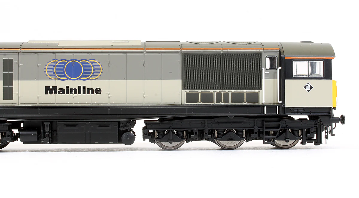 Class 58012 Mainline Triple Grey Diesel Locomotive - Image 4