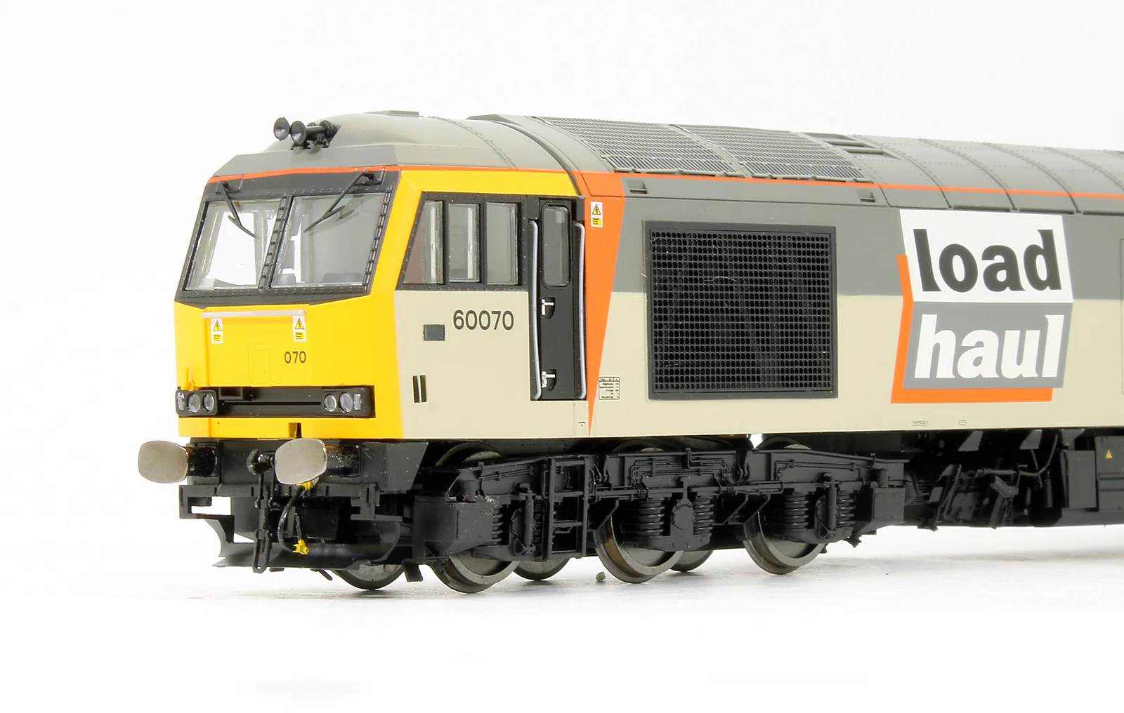 Class 60 070 'John Loudon McAdam' Loadhaul Diesel Locomotive - Image 3