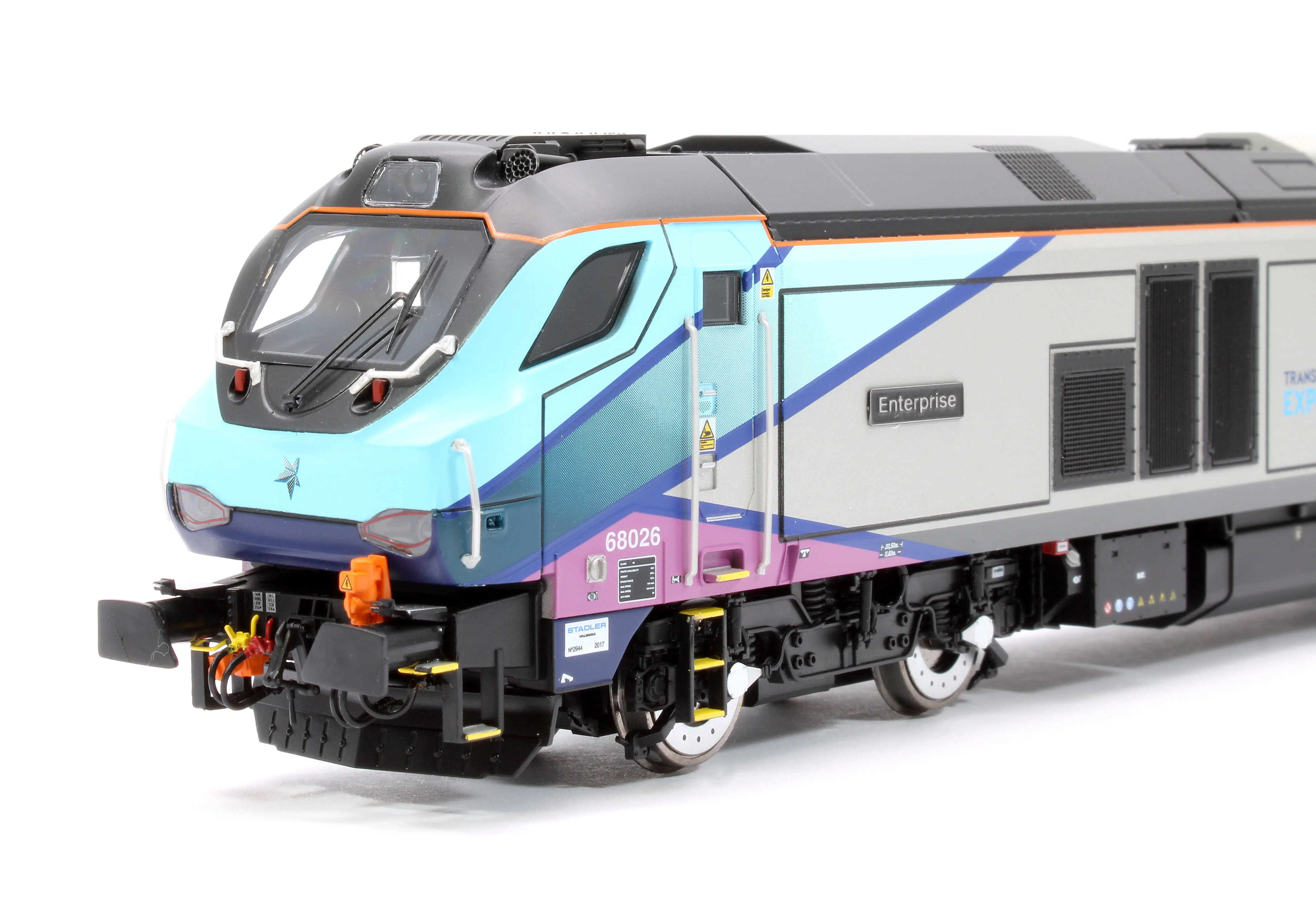 4D-022-024S Class 68 "Enterprise" 68026 Transpenine Express Diesel Locomotive - Sound Fitted - Image 9