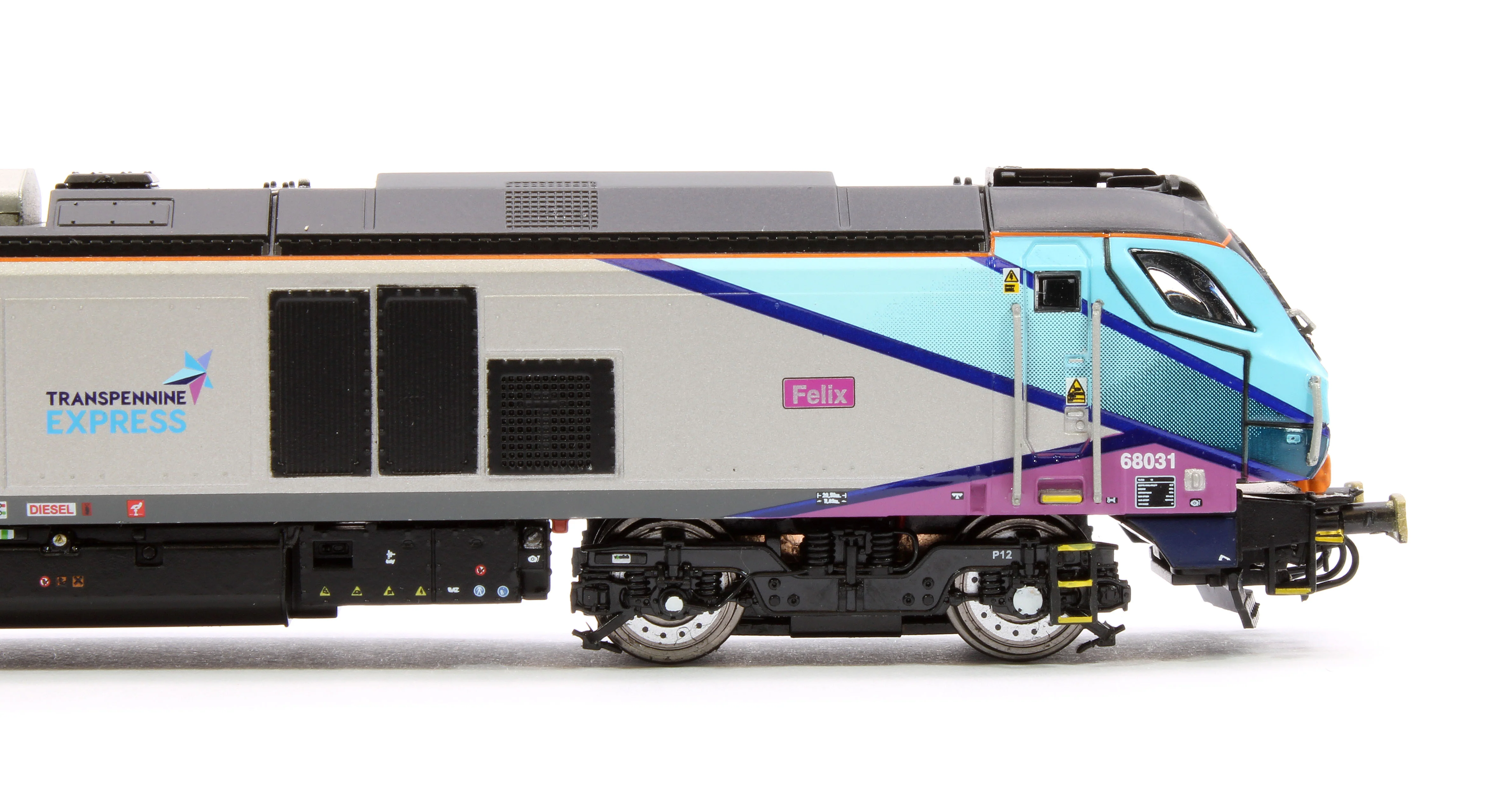 Class 68 Felix 68031 Transpennine Express Diesel Locomotive - Image 7