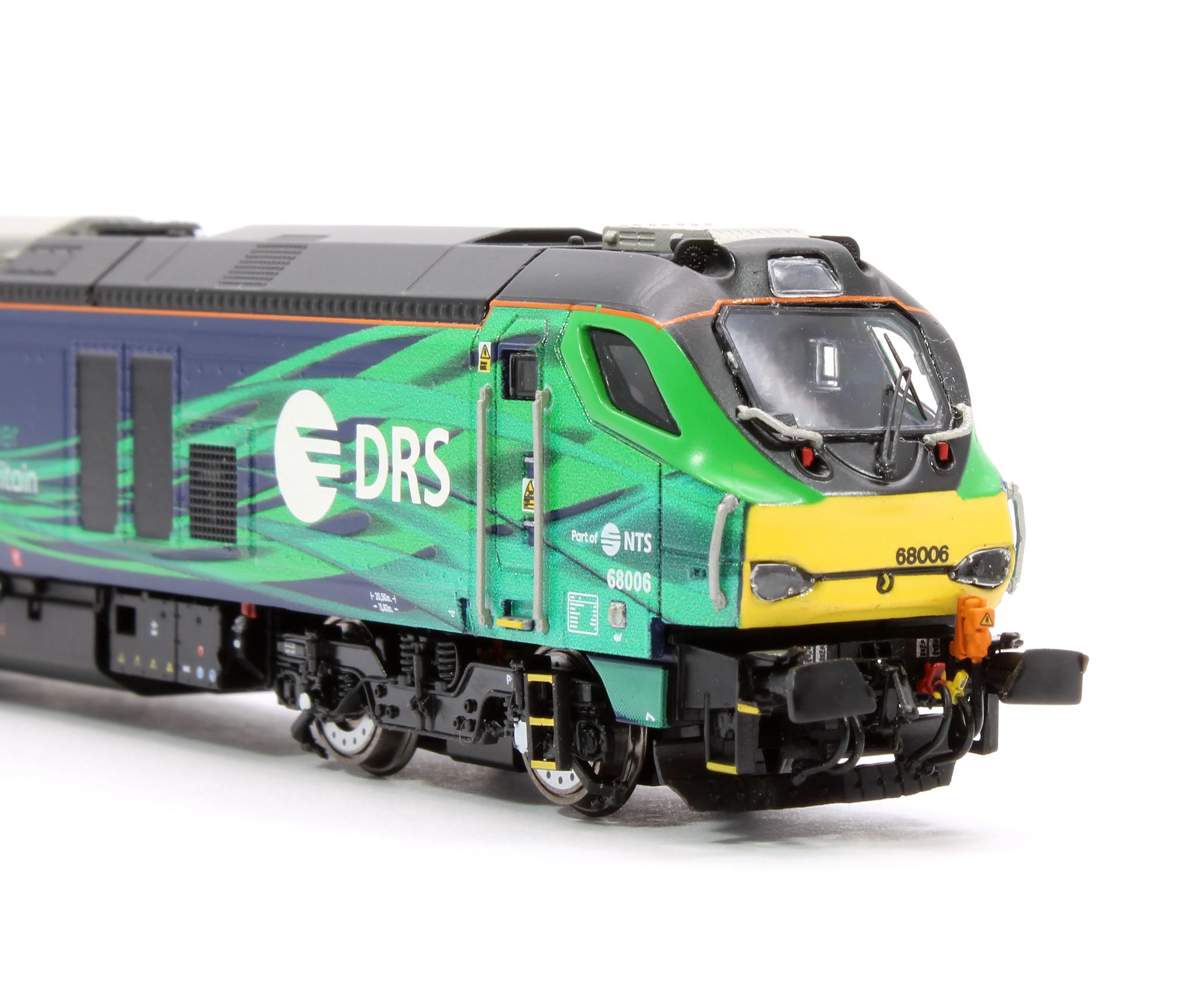 2D-022-016S Class 68 Pride of the North 68006 New DRS/NTS Green Diesel Locomotive - DCC Sound - Image 9