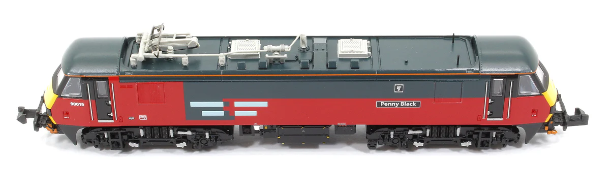 Class 90/0 90019 'Penny Black' Rail Express Systems Electric Locomotive - Image 10