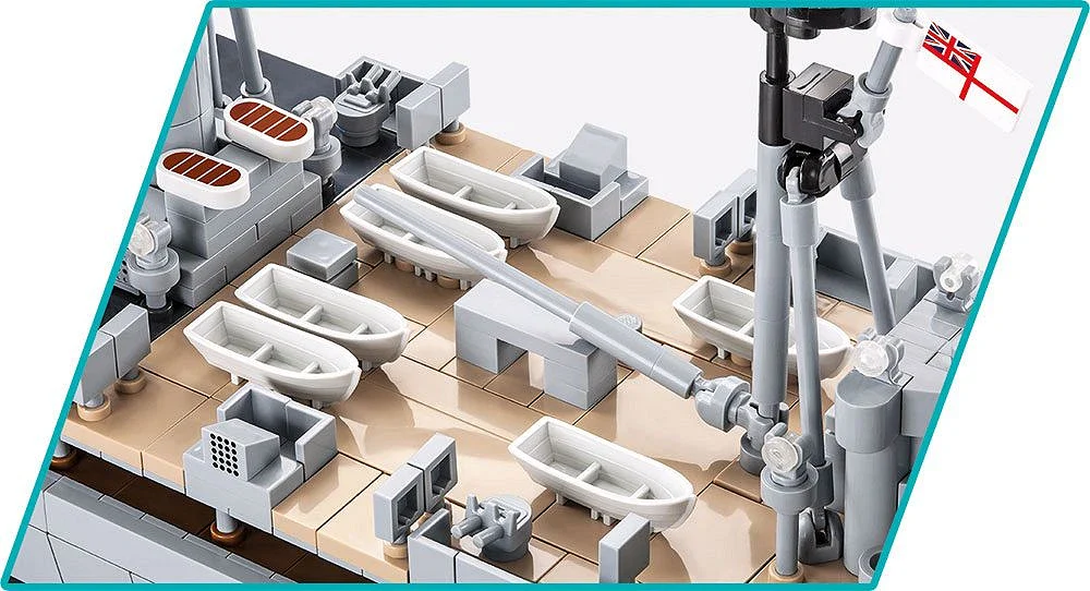 HMS Hood WWII (2613 pcs) Model Kit - Image 8