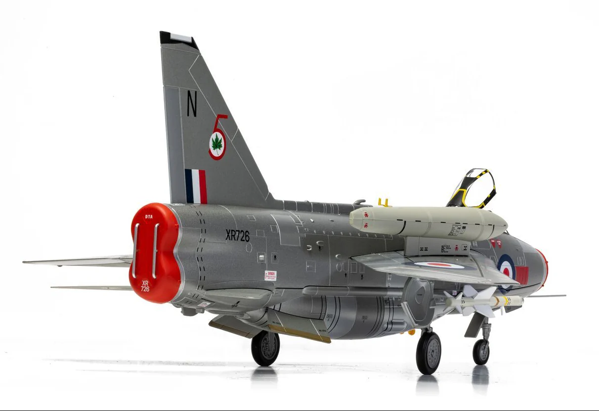 English Electric Lightning F.6 XR726/N, RAF No.5 Squadron - Image 11