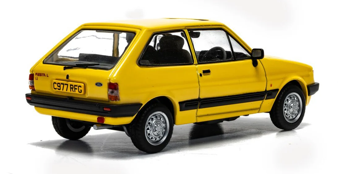 Ford Fiesta Mk2 1.1L, Citrine Yellow - Image 3