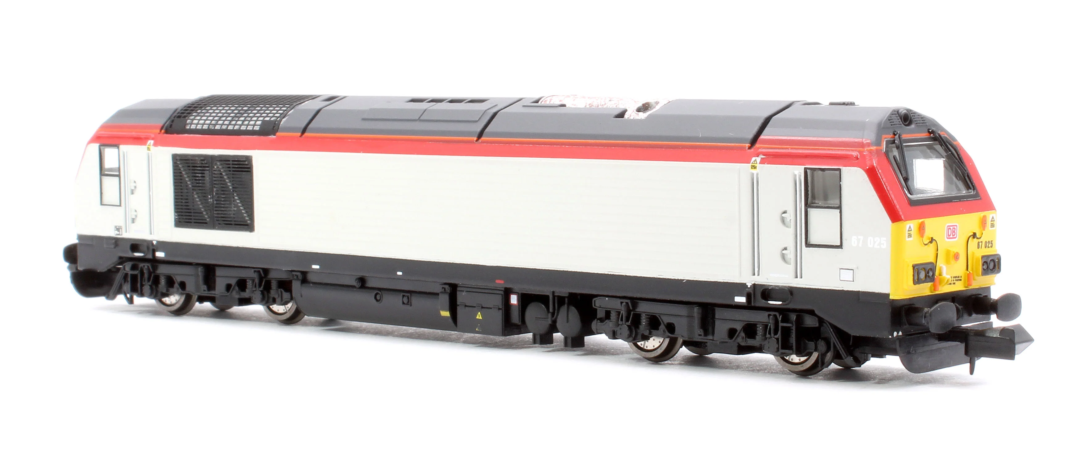 2D-010-013D Class 67 Transport For Wales 67025 Diesel Locomotive - DCC Fitted - Image 4