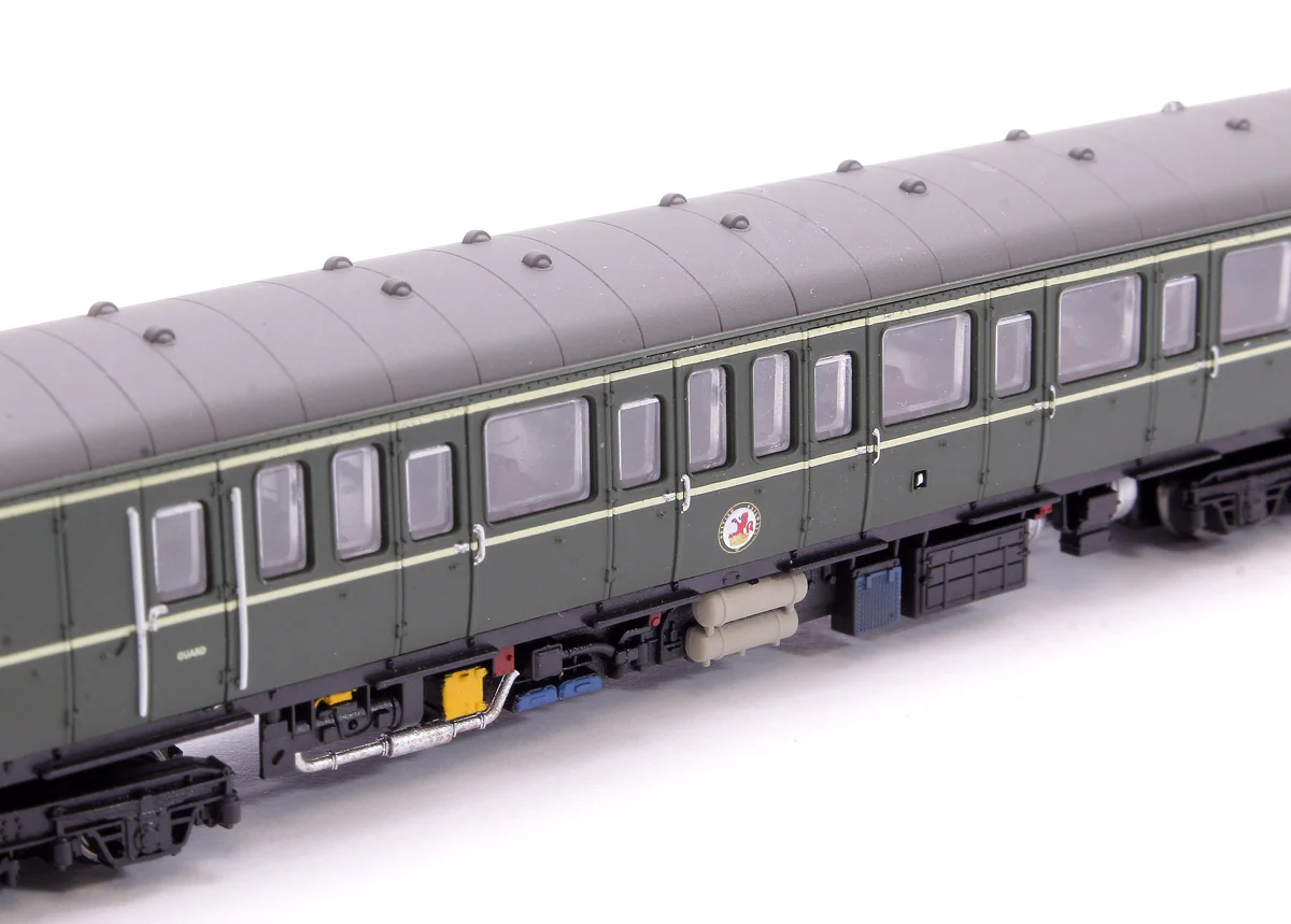 2D-015-004 Class 122 E55012 BR Green with Whiskers (Preserved) Diesel Locomotive - Image 10
