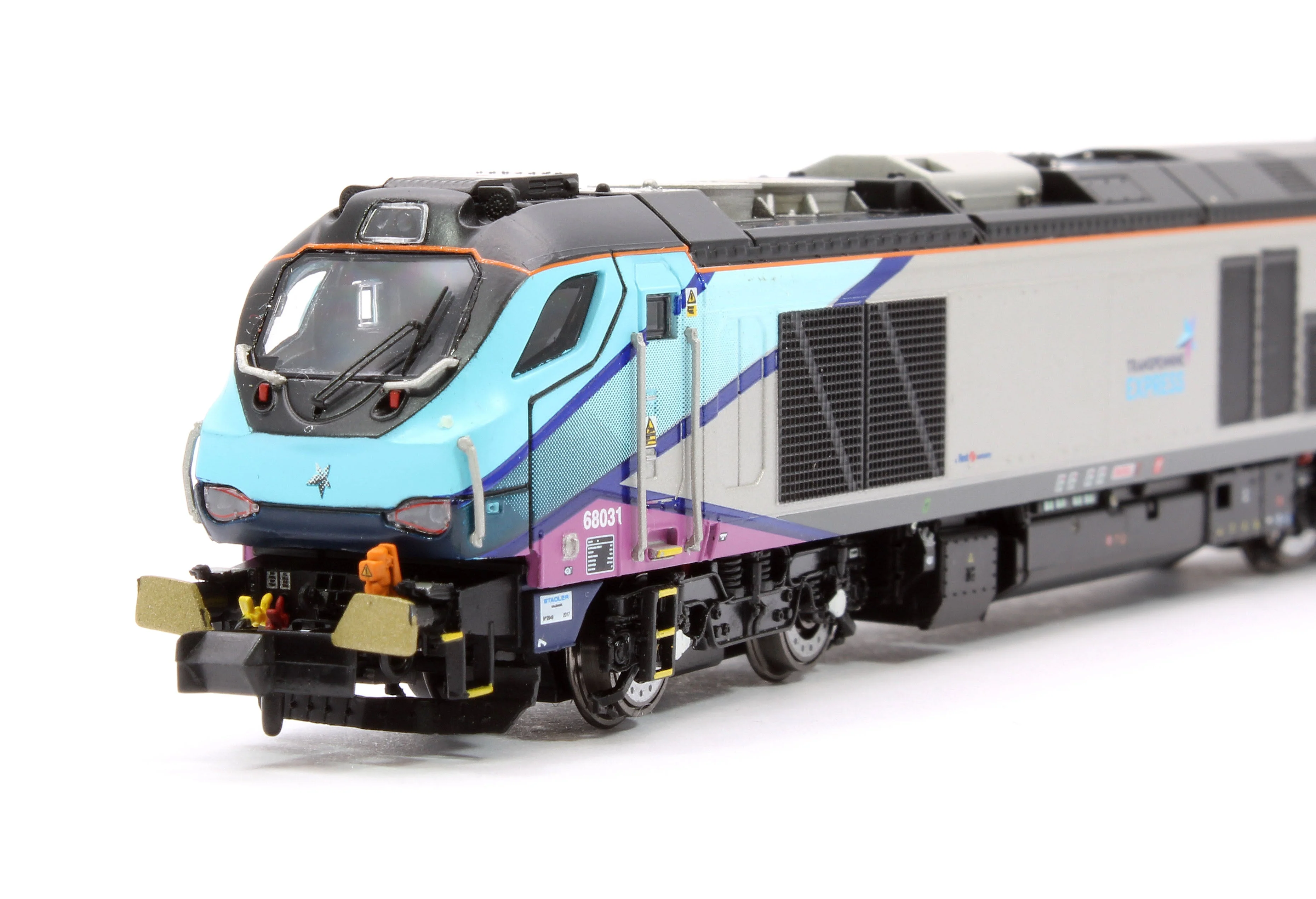 Pre-Owned 2D-022-015S Class 68 Felix 68031 Transpennine Express Diesel Locomotive - DCC Sound - Image 8