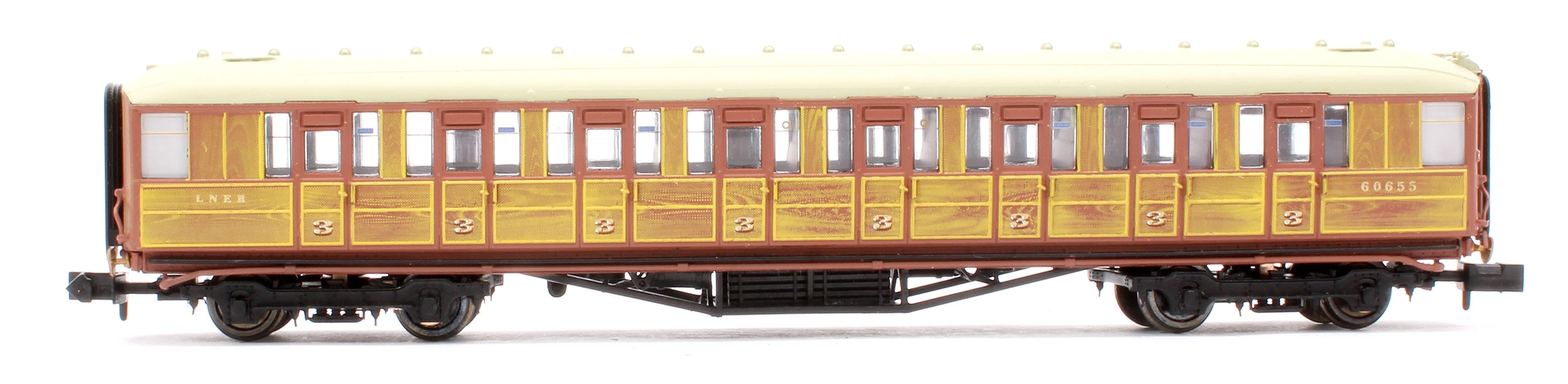 Pre-Owned LNER Teak Gresley 3rd Class Coach No.60655 - Image 2