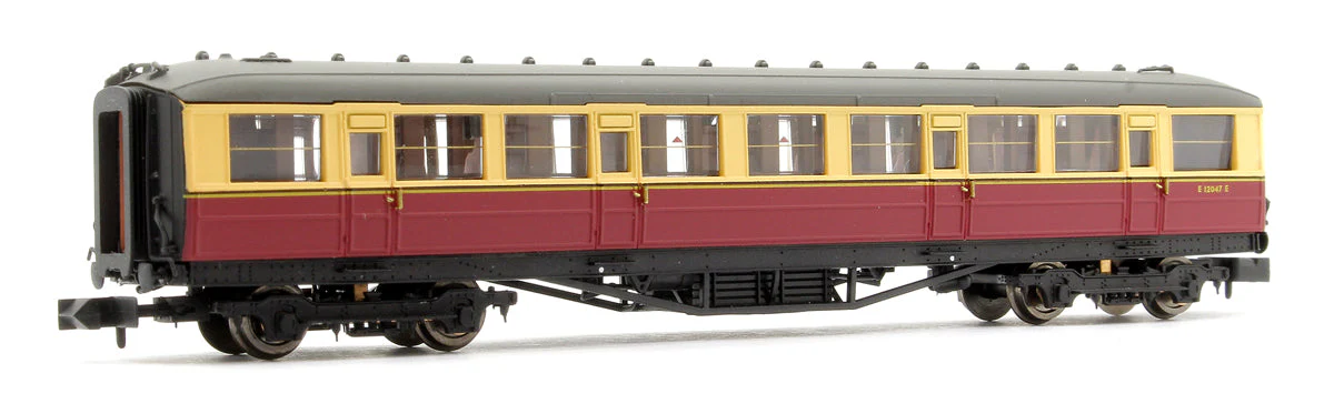 Pre-Owned 2P-011-057 Gresley BR Carmine & Cream 2nd Class E12047E - Image 2
