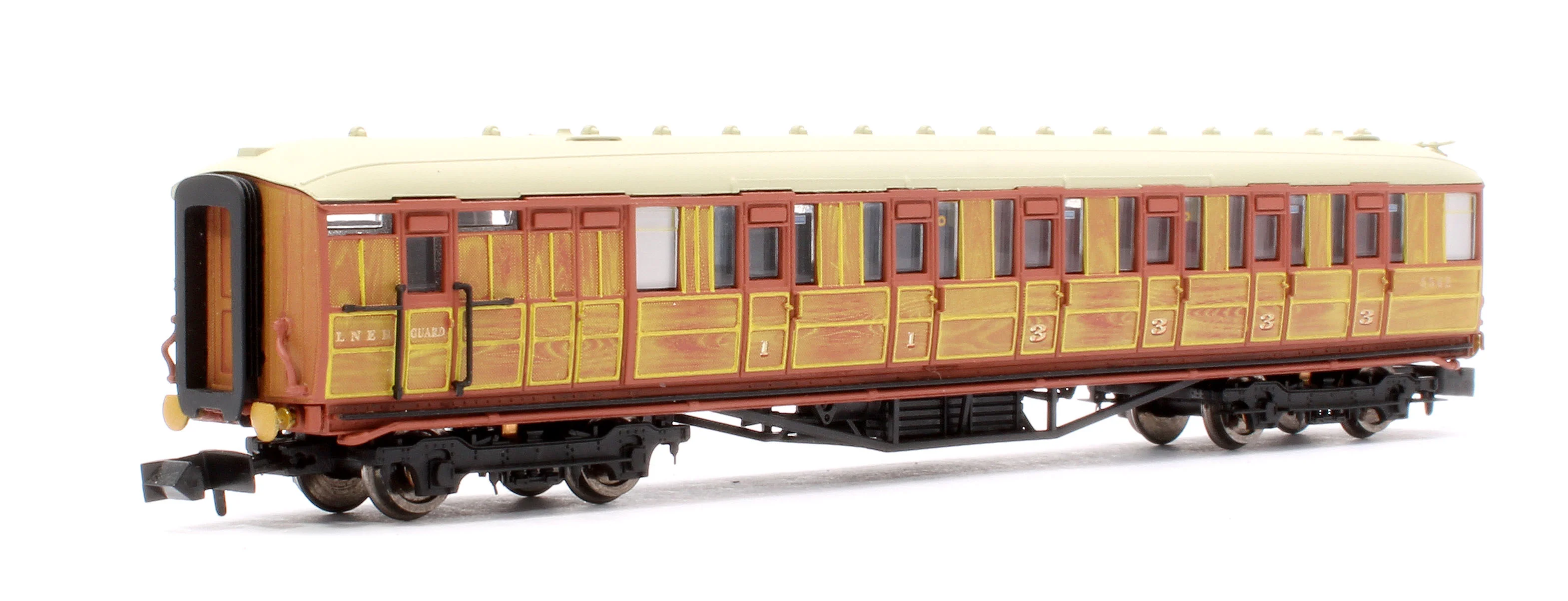Pre-Owned LNER Teak Gresley Brake Coach No.5542 - Image 3