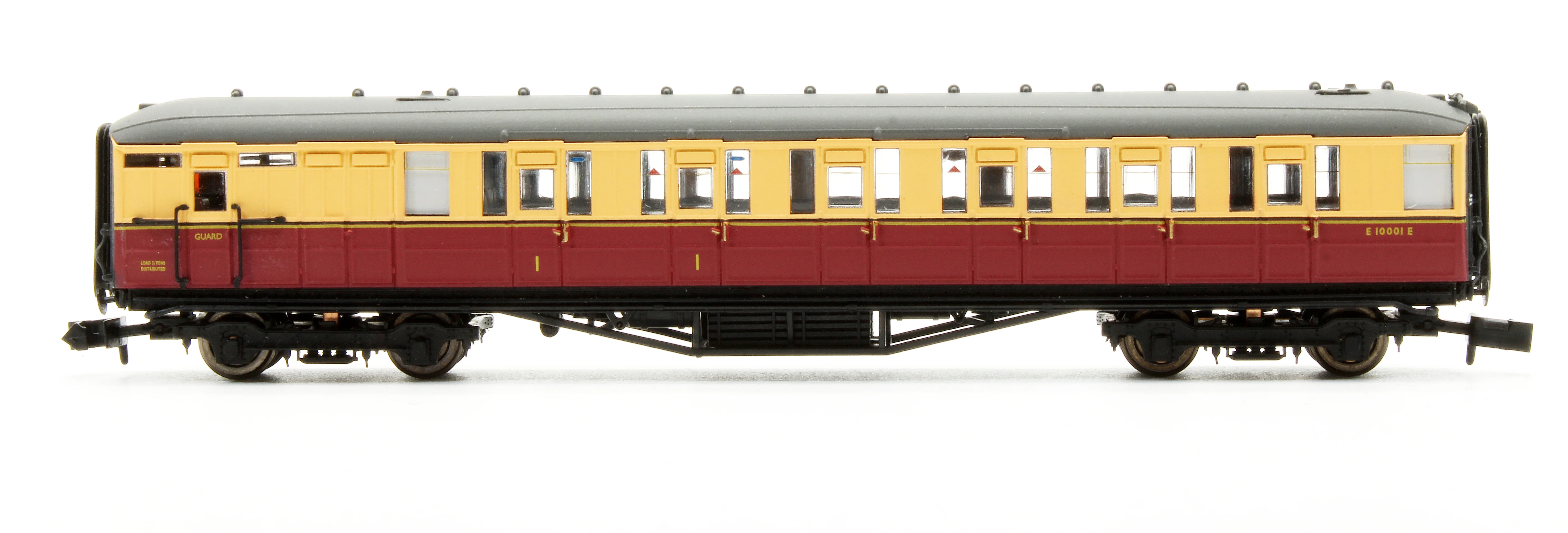 Pre-Owned 2P-011-254 Gresley BR Carmine & Cream Brake Composite E10001E - Image 3