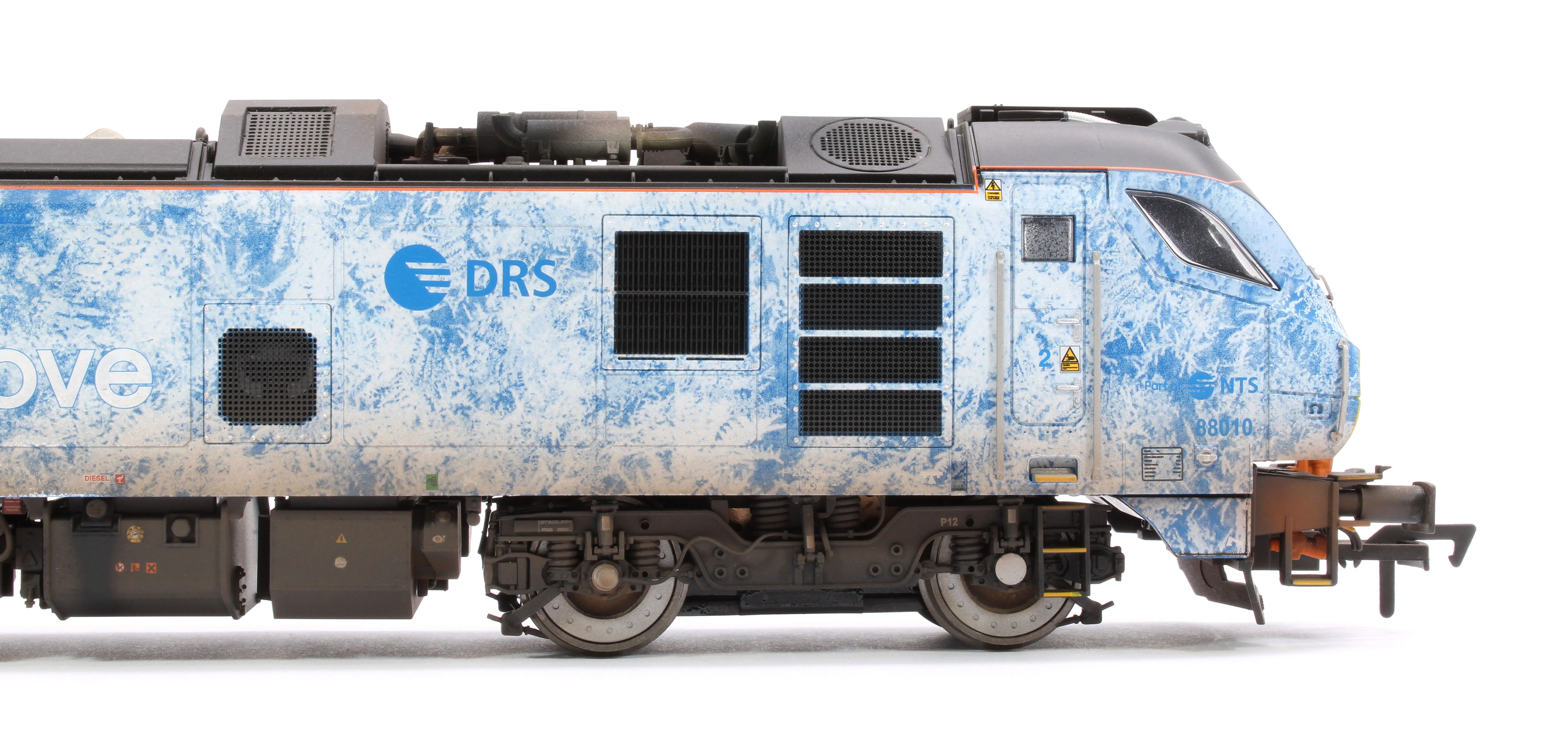 Highly Detailed Premium Weathered Class 88 'Aurora' 88010 DRS Refrigerated Rail Electro-Diesel Locomotive - Image 8
