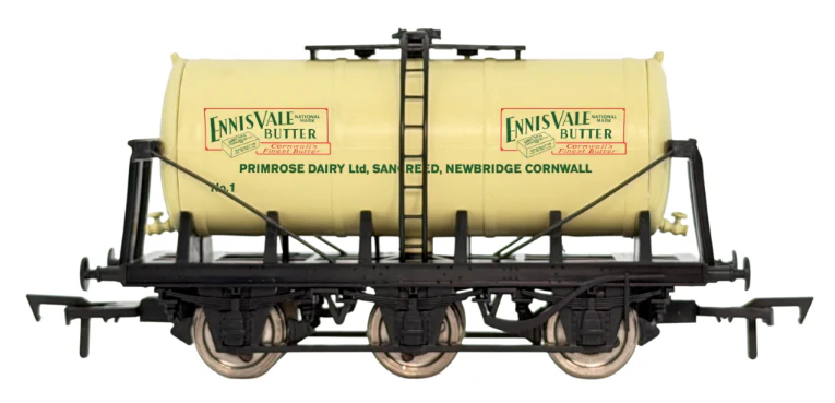 4F-031-150 6 Wheel Milk Tanker Ennis Vale Butter - Weathered