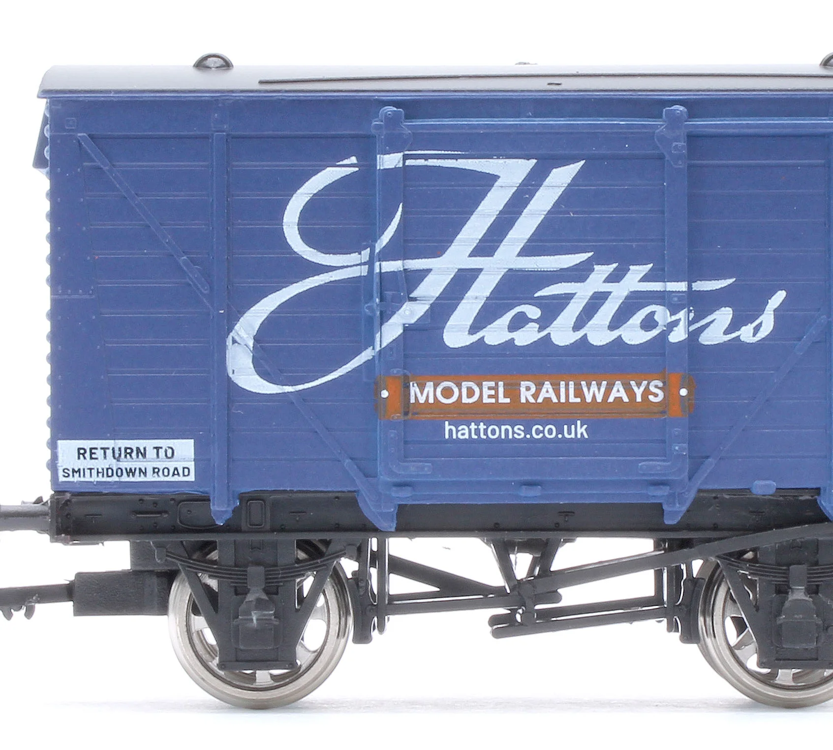 Hattons Model Railways Blue Vent Van - Image 5