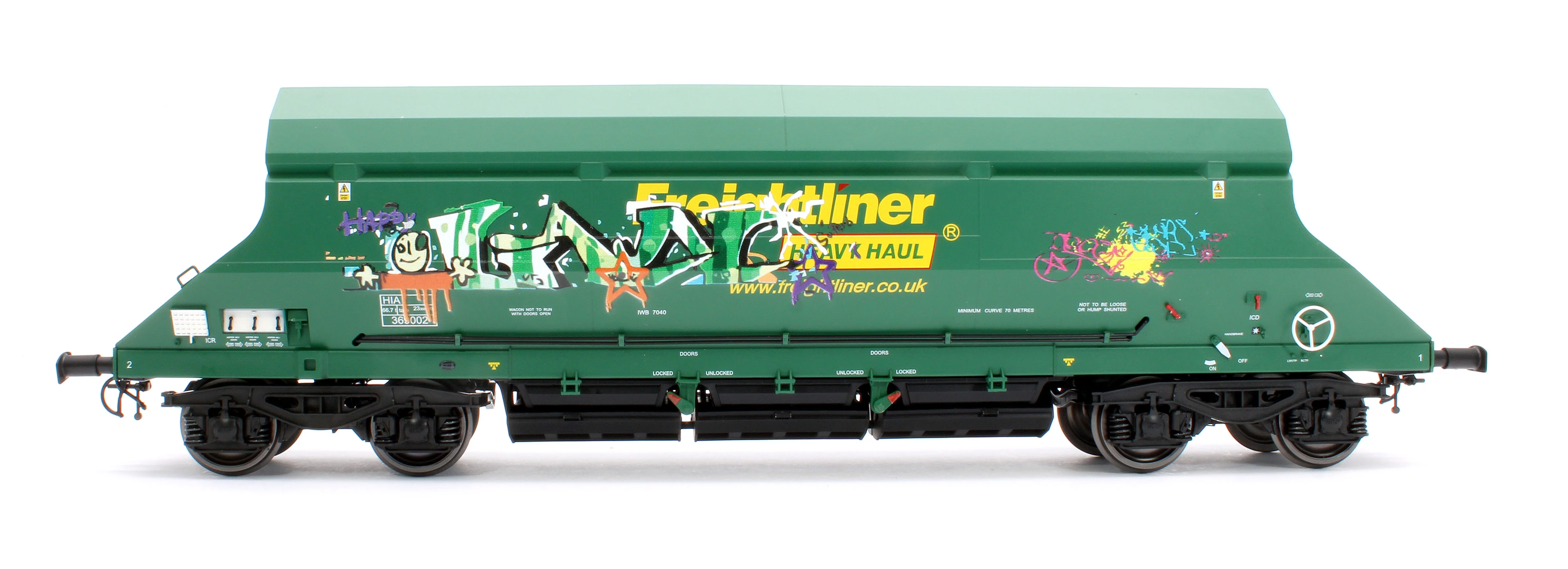 7F-026-005G1 HIA Freightliner Green Heavy Haul Limestone Hopper 369002 Graffiti - Image 2