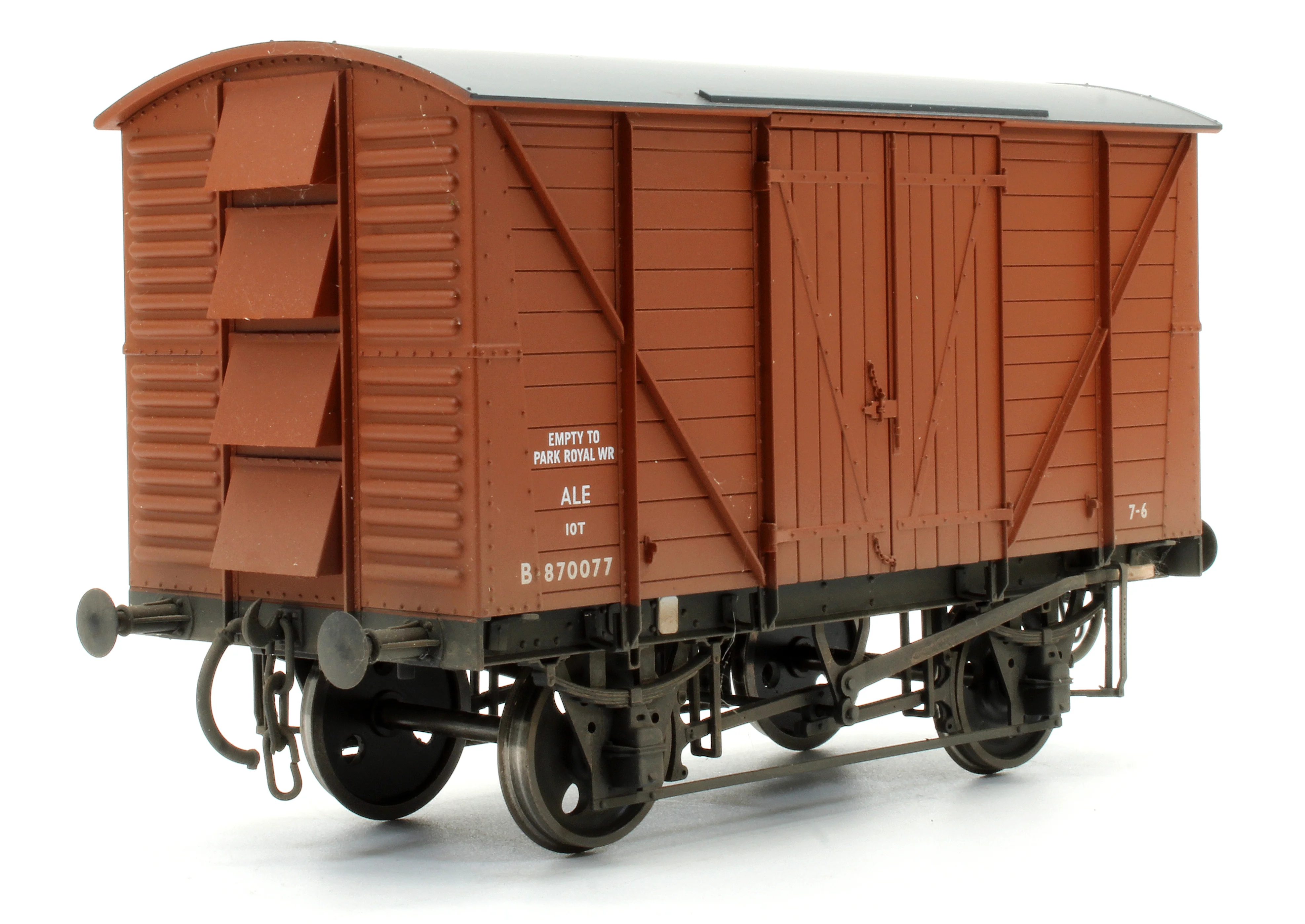 Pre-Owned BR Standard Planked Van Ale Bauxite 'B870077' - Custom Weathered