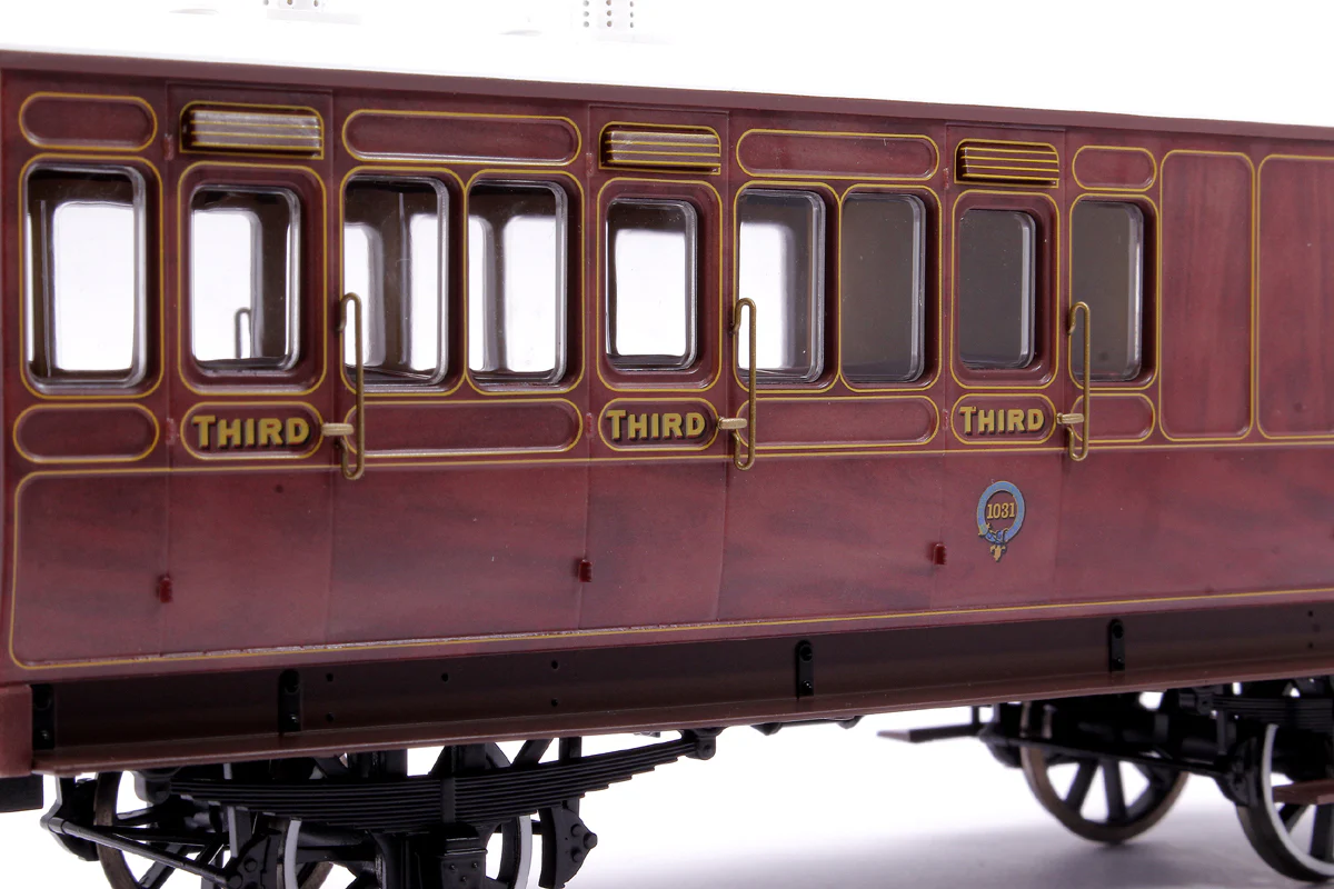 Stroudley 4 Wheel Main Line Oil Lit Brake 3rd Mahogany 1031 - DCC & Light Bar Fitted - Image 4