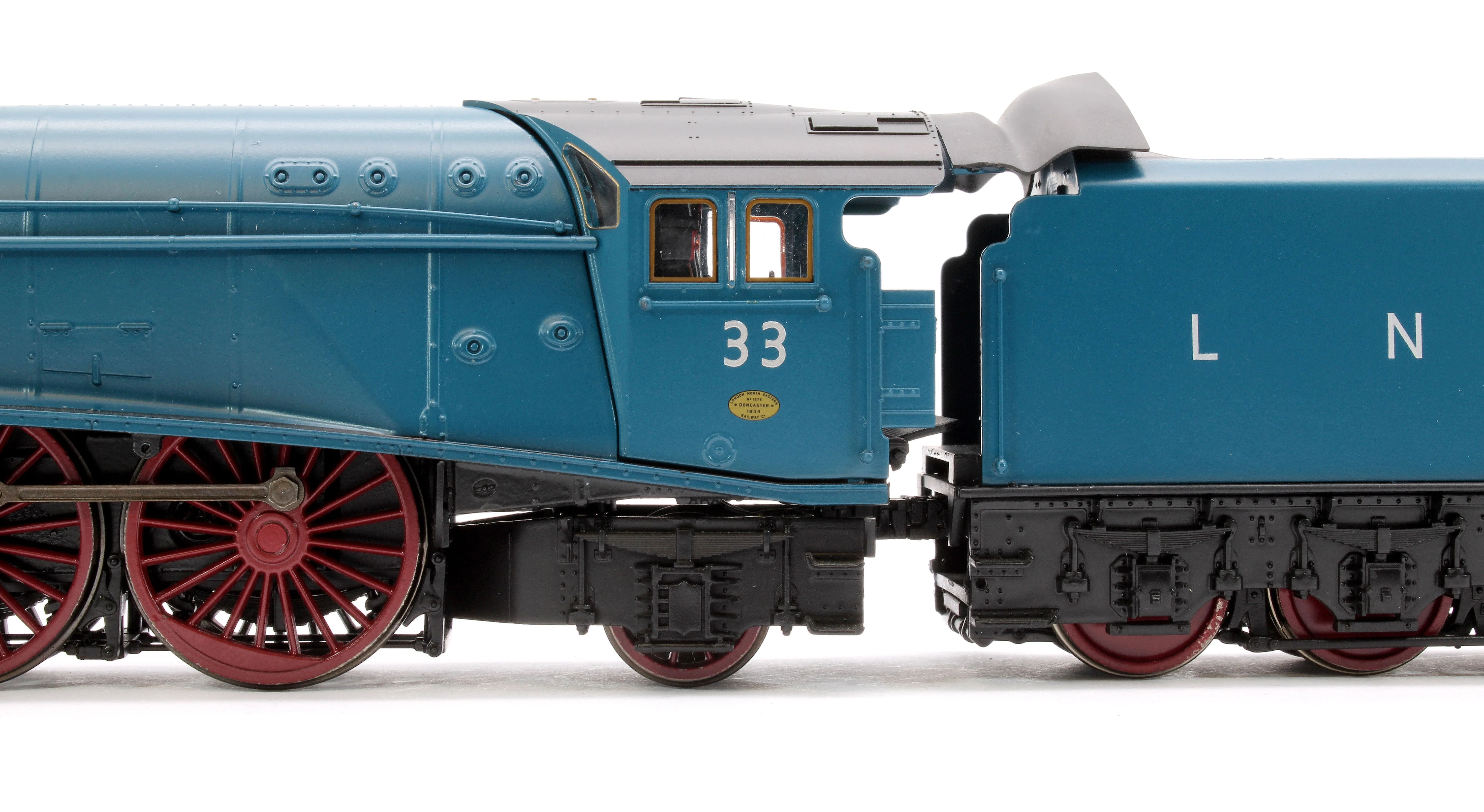 Pre-Owned BL-001-010 Black Label Class A4 Seagull LNER Garter Blue Unvalanced 4-6-2 No.33 Steam Locomotive - DCC Sound & Smoke - Image 8
