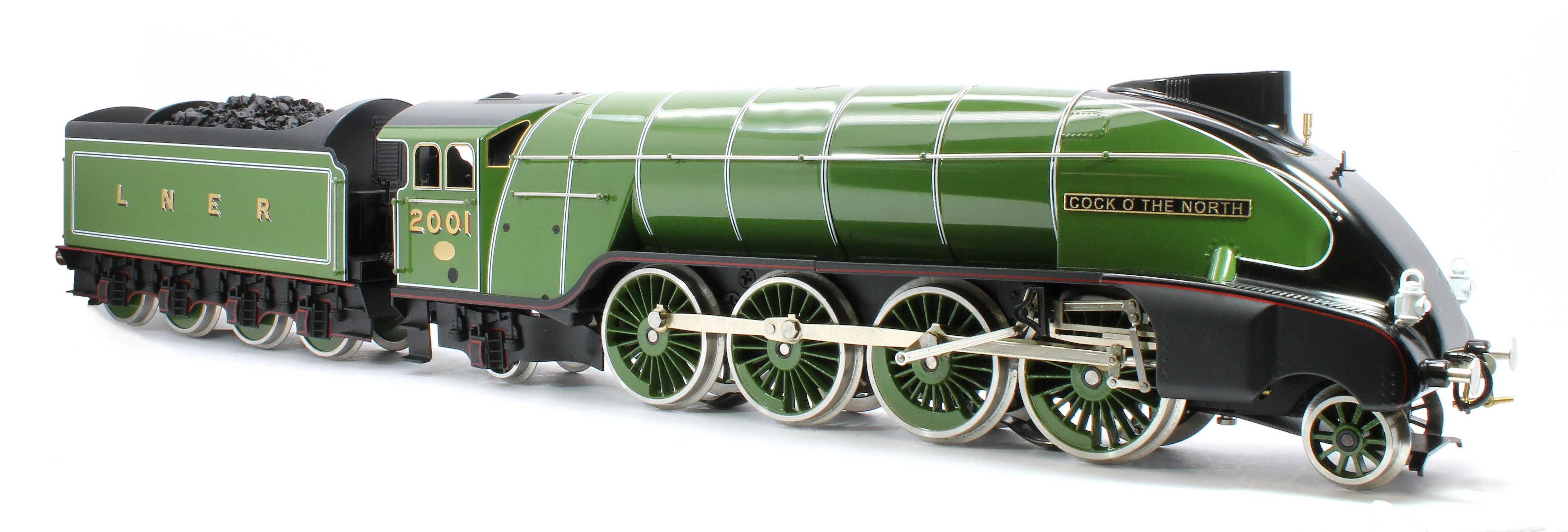E/36-B1-CN P2 Class Streamlined "Cock O The North" 2-8-2 LNER Lined Apple Green No. 2001 Steam Locomotive - Image 4