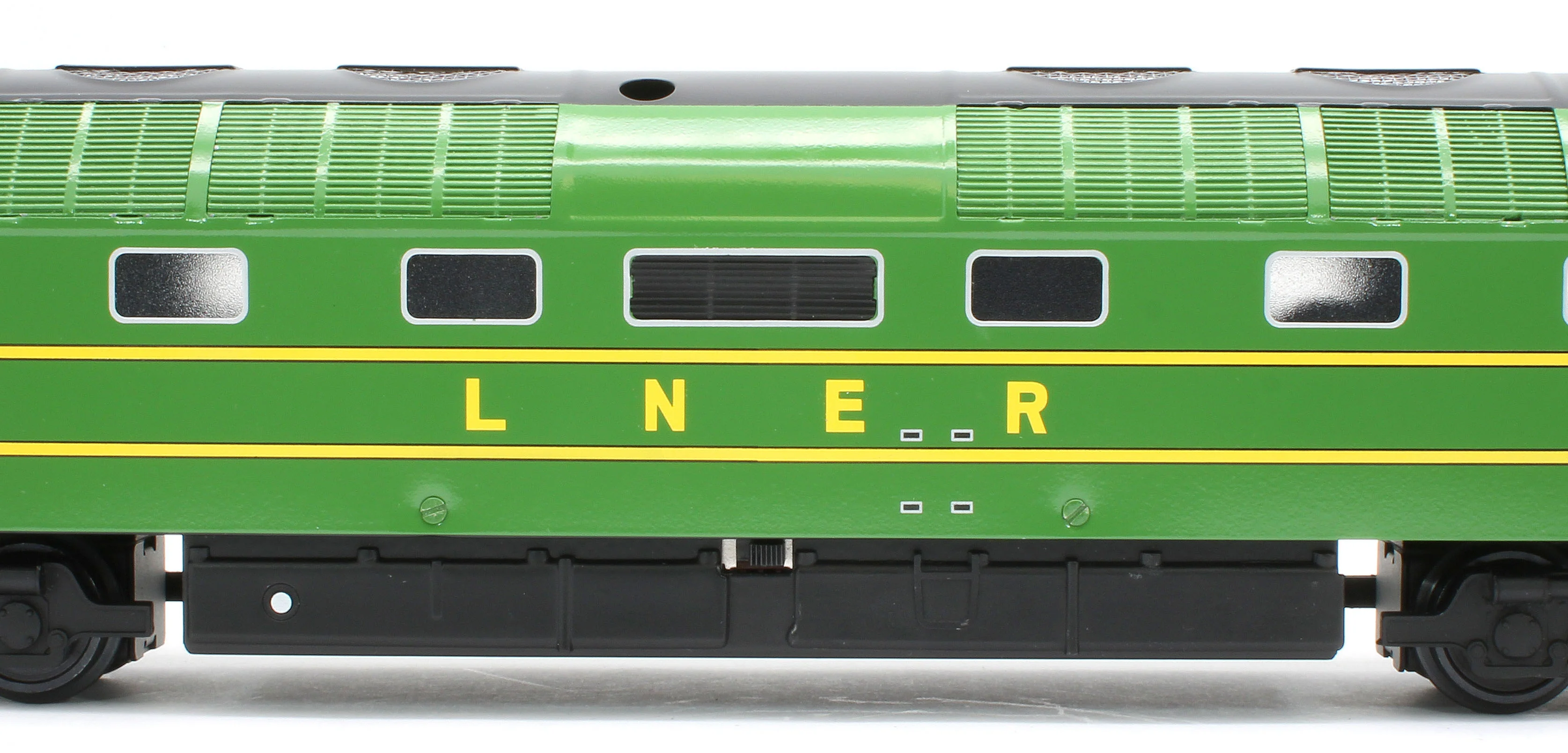 E/41-DP1 " Class 55 English Electric "Deltic" Gloss Apple Green LNER DP1 Prototype Diesel Locomotive - Image 8