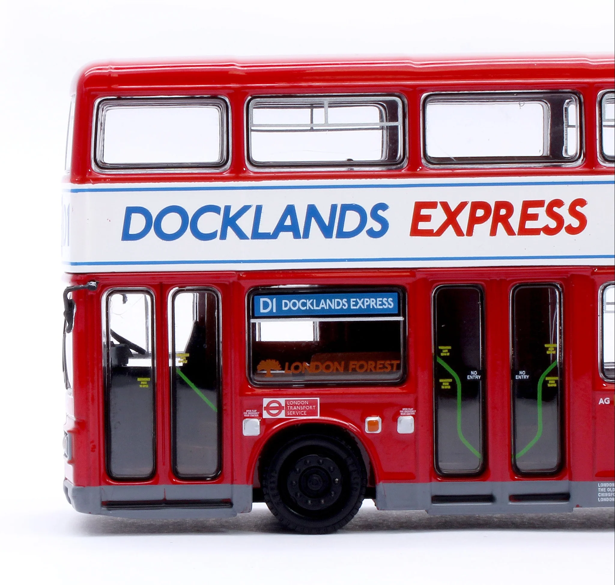 Leyland Titan B15 London Forest T82 Docklands Express D1 Waterloo Station - Image 4