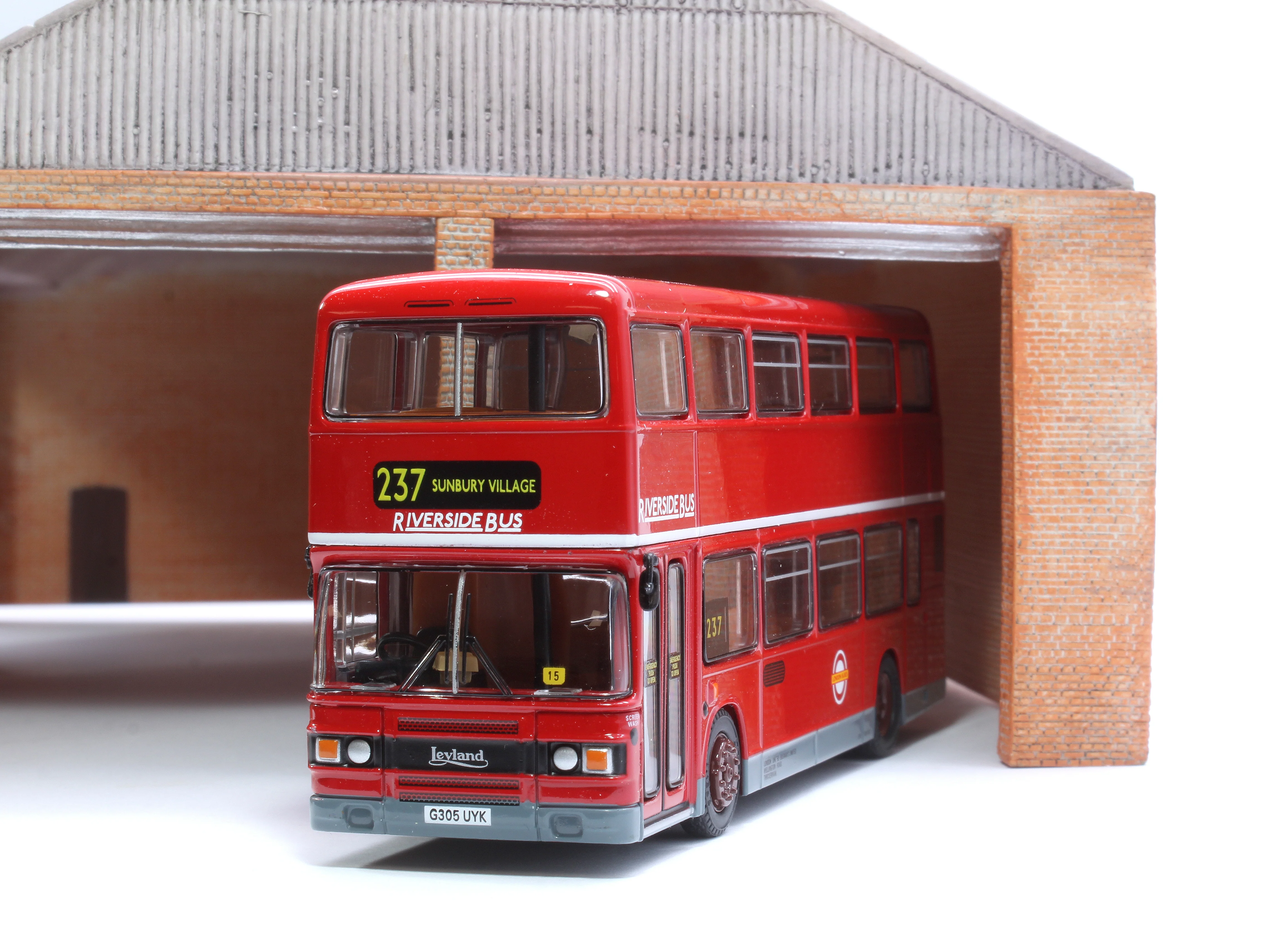 E99660 Bus Garage - Image 10