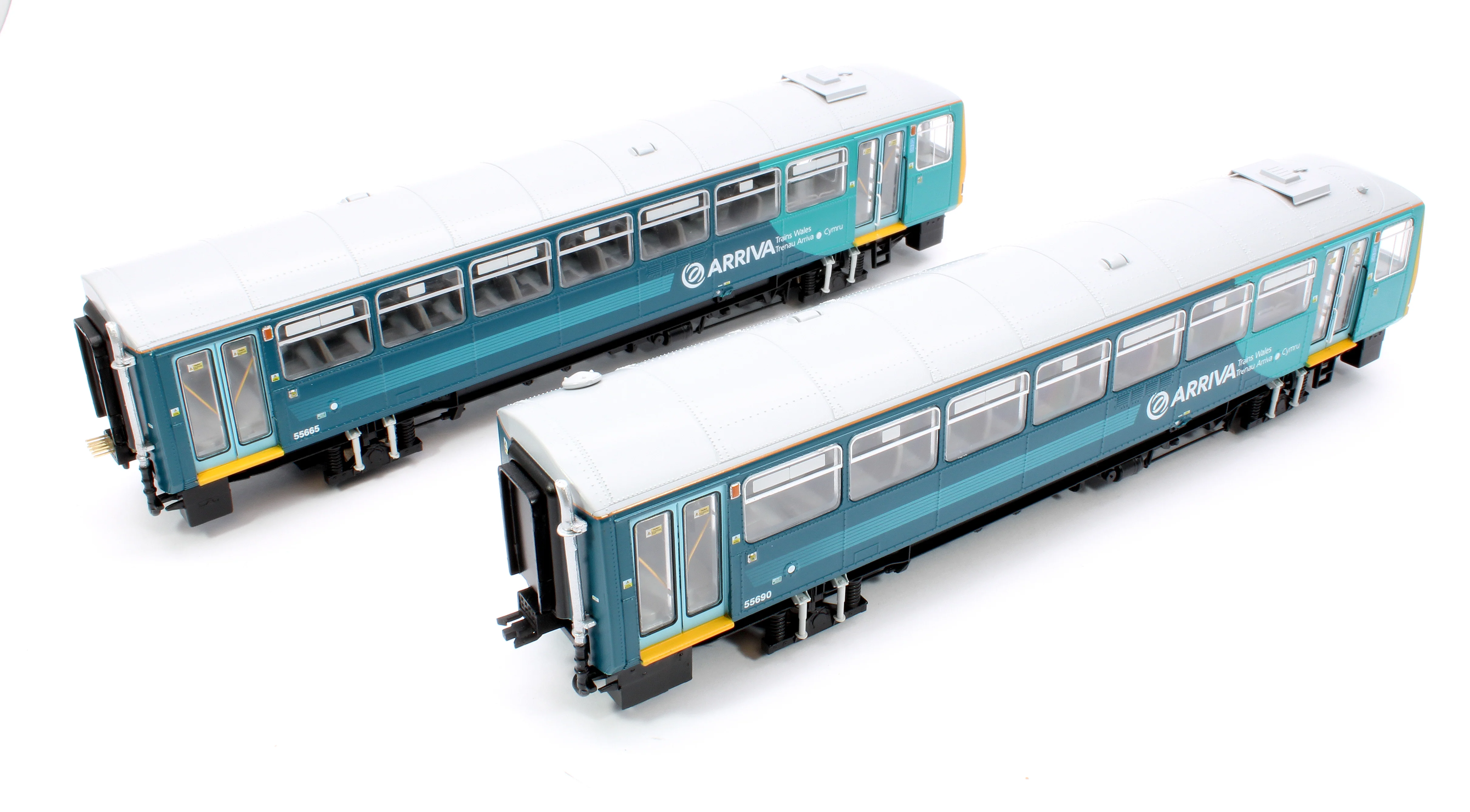 Class 143 2-Car DMU 143624 Arriva Trains Wales (Revised) - Image 9