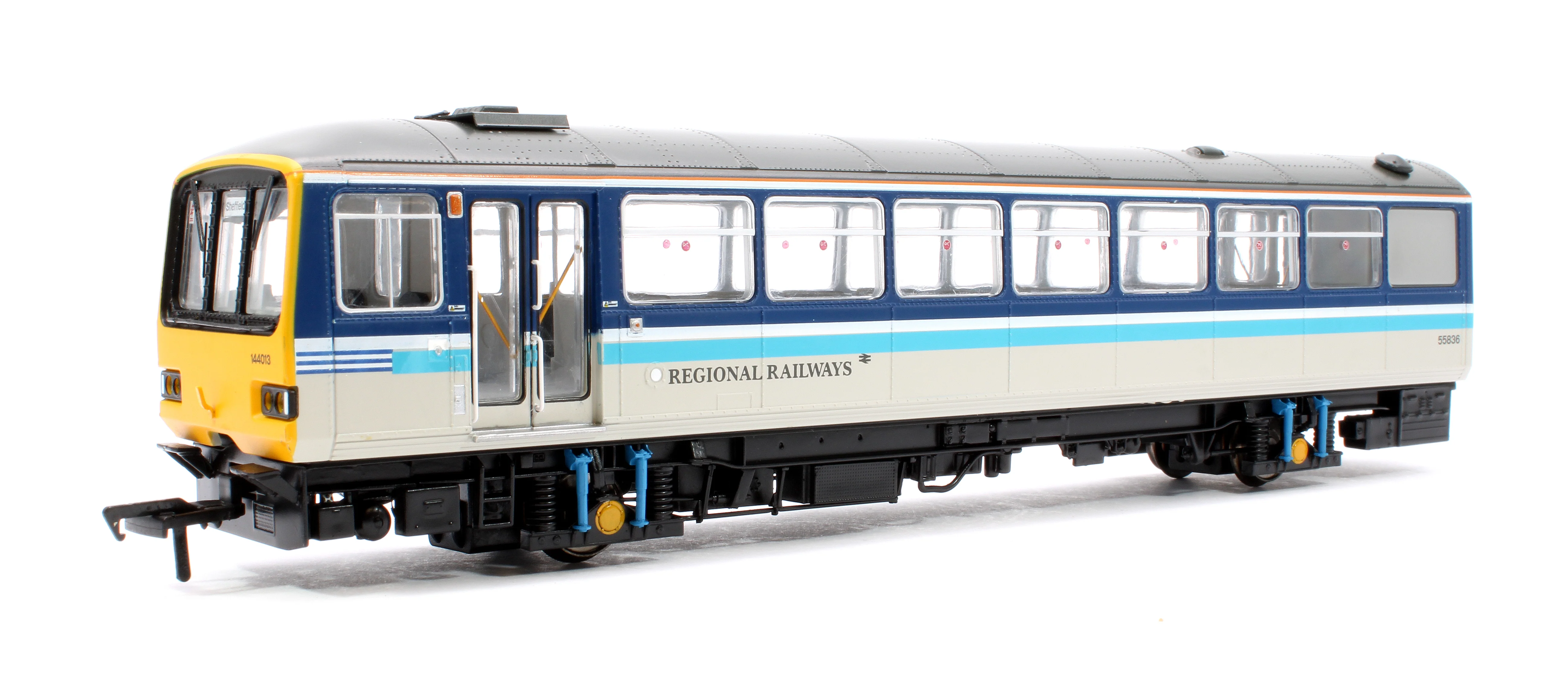 E83032 Class 144 2-Car DMU 144013 BR Regional Railways - Image 4
