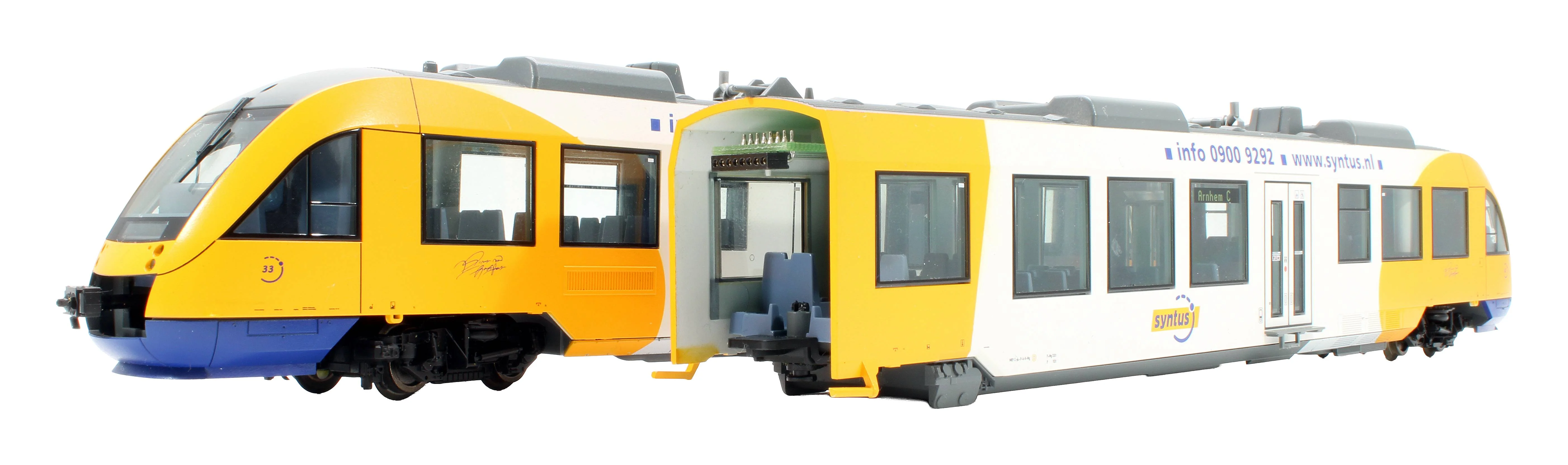 Pre-Owned 4423 Syntus 'LINT' BR 648 2 Car DMU - DCC Fitted - Image 2