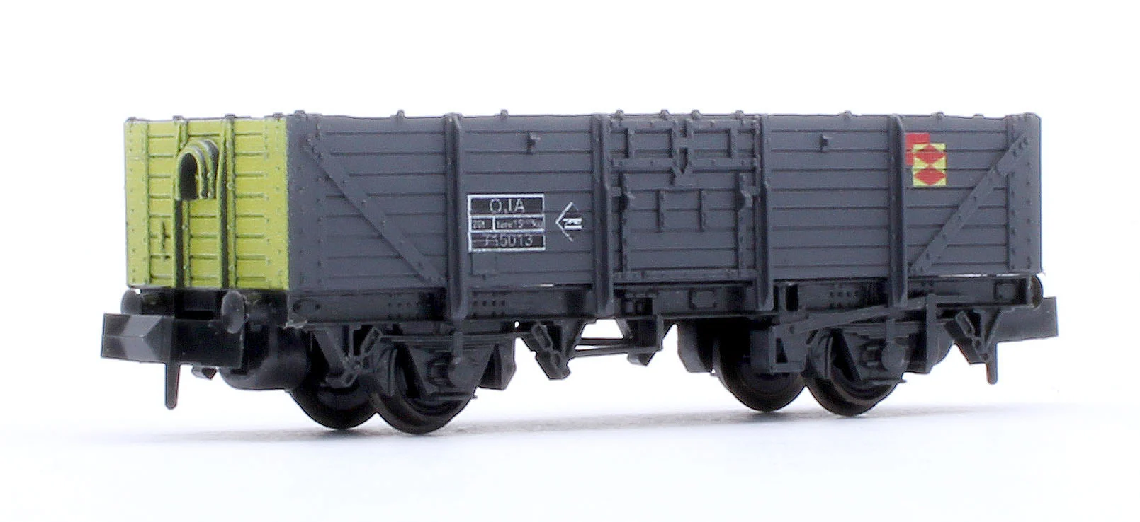 Electric Freight Premium Train Set - Image 10