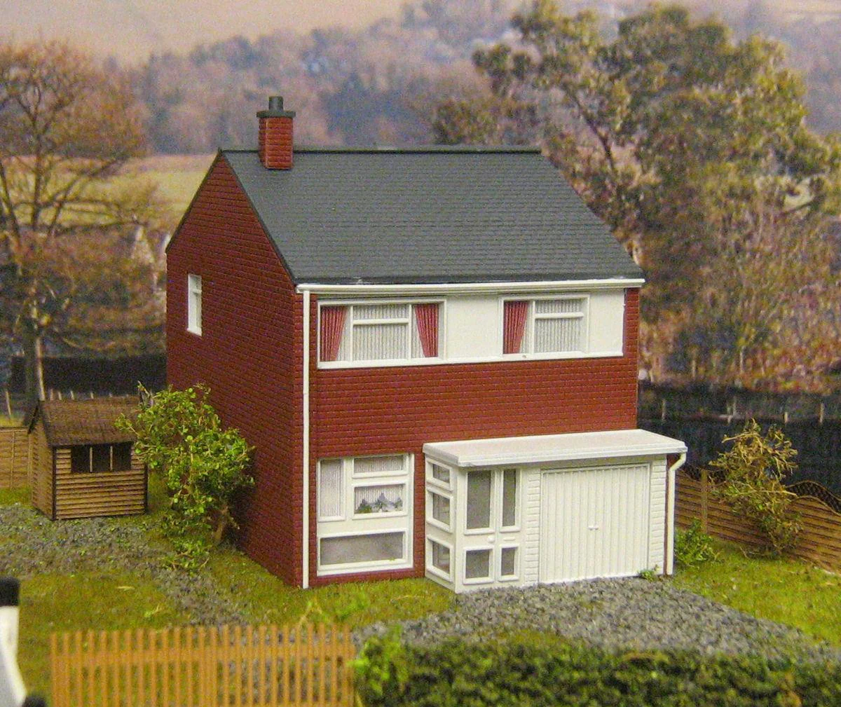 GM405L Fordhampton 1960s 3 Bedroom House Kit with LED Lighting - Image 3