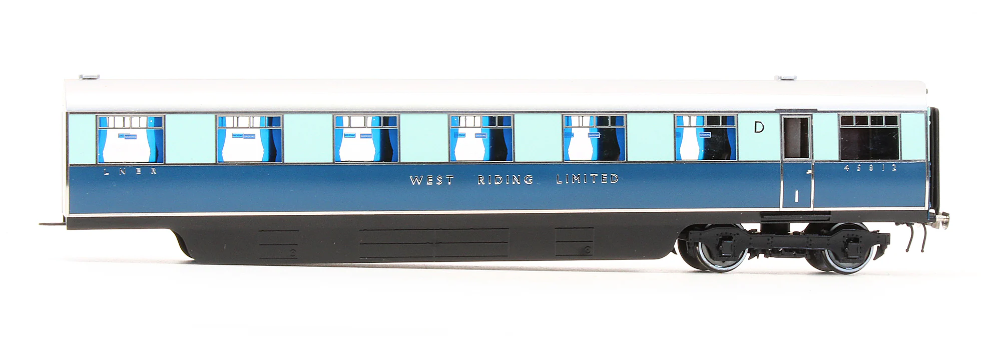 Pre-Owned LNER West Riding Limited Articulated Double Open First C/D No.45811 & No.45812 - Image 5