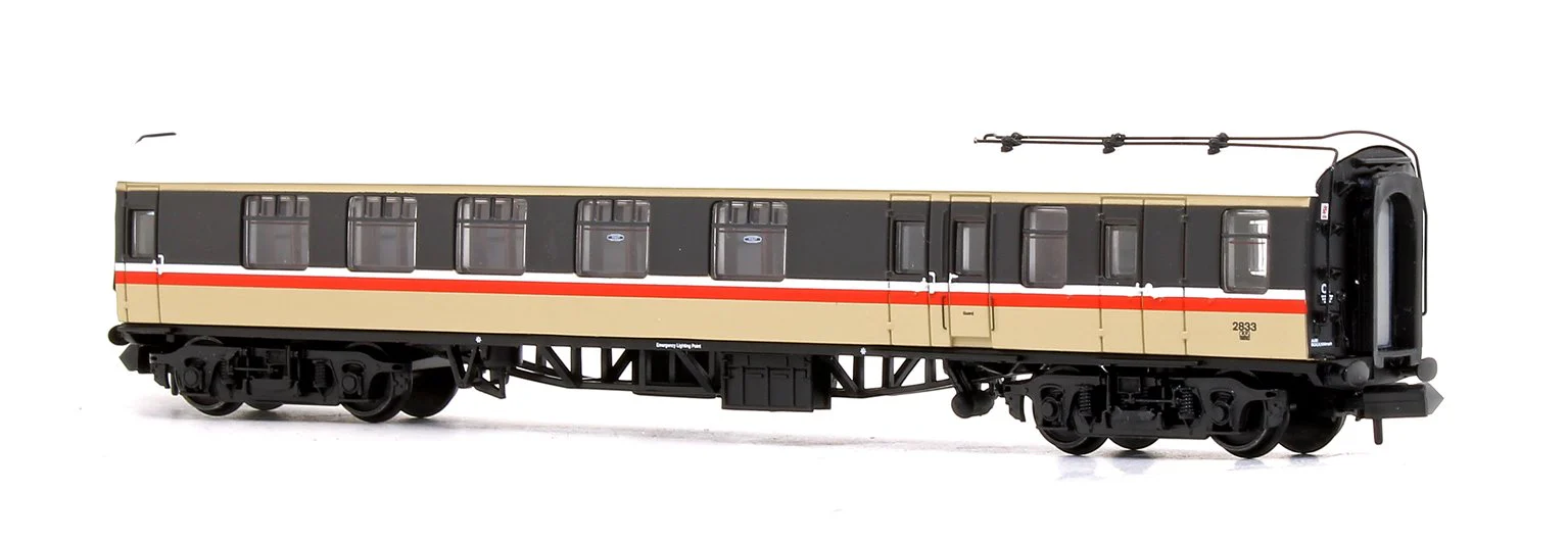 BR Mk1 BCK Brake Composite Corridor BR InterCity Charter (Executive) No. 2833 - Image 2