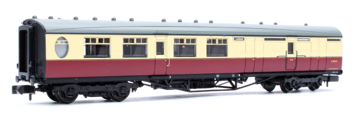 LNER Thompson Brake Third Corridor BR Crimson & Cream No. E1931E - Image 3