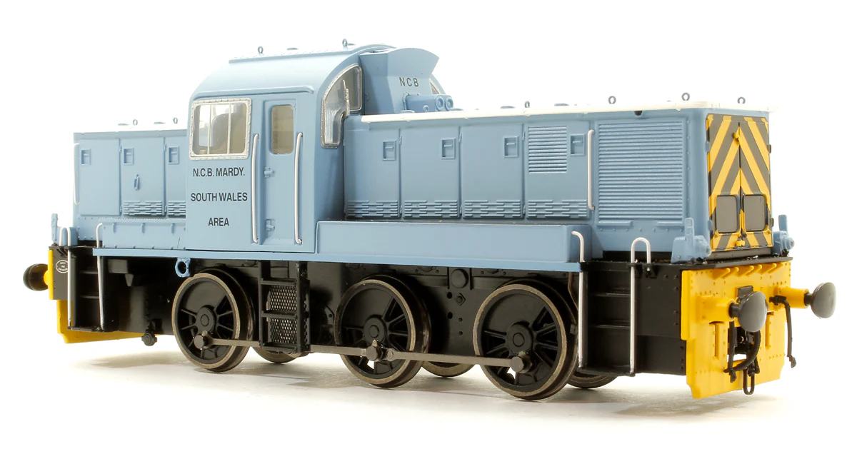 Class 14 NCB South Wales Pale Blue D9530 Diesel Locomotive - Image 2