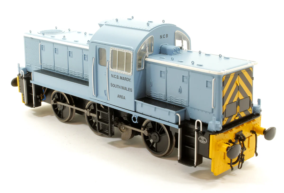 Class 14 NCB South Wales Pale Blue D9530 Diesel Locomotive - Image 7