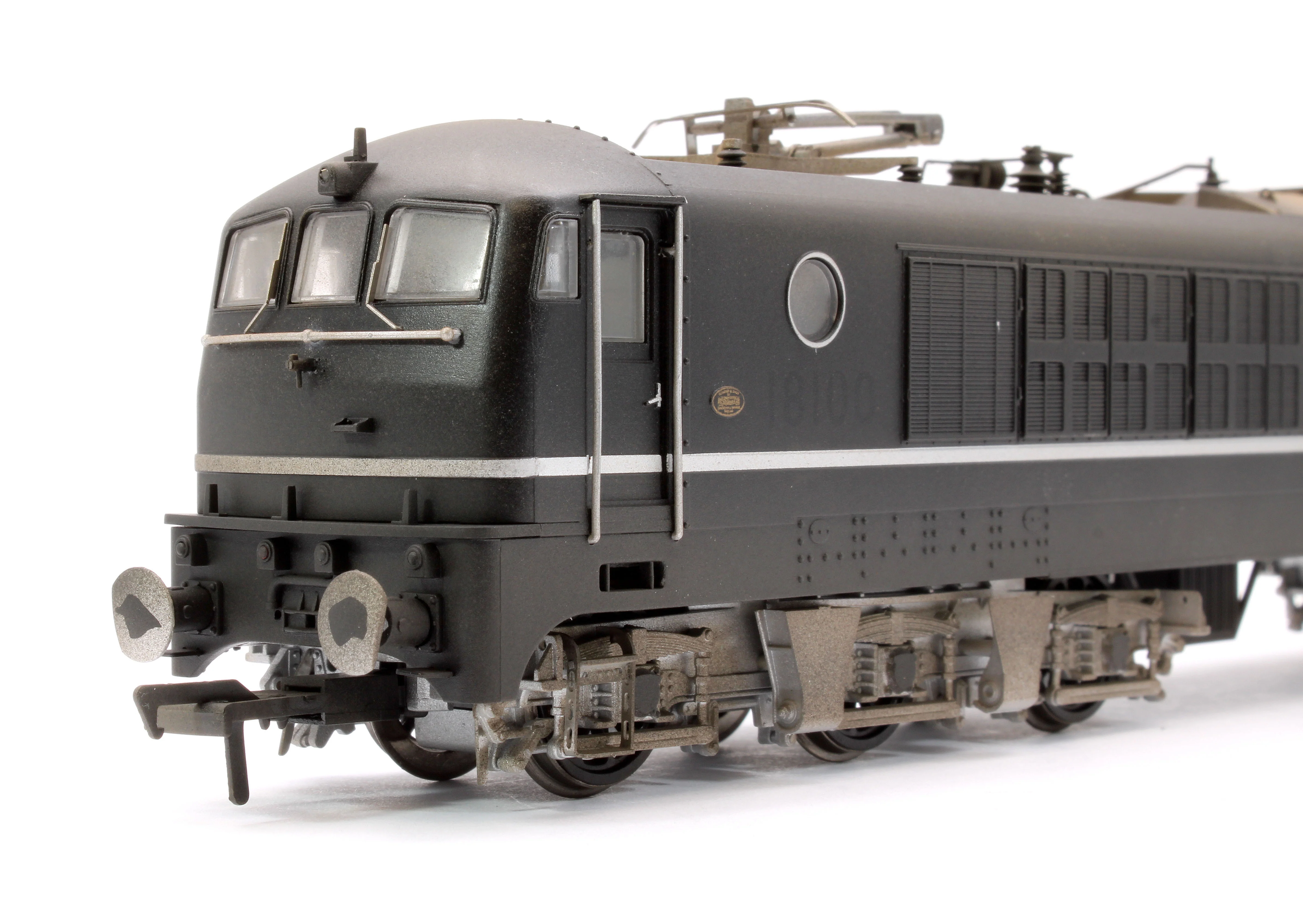 Custom Weathered BR Class 80 E2001 (Rebuilt 18100 Gas Turbine) Electric Locomotive in BR Black (Late Crest) - Image 9