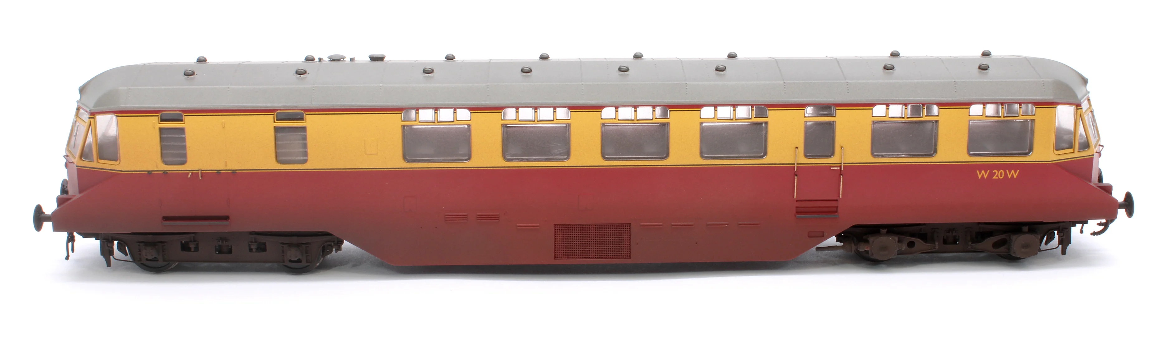 GWR Passenger Railcar BR Crimson/Cream W20W (Grey Roof) Diesel Locomotive - Weathered - Image 9
