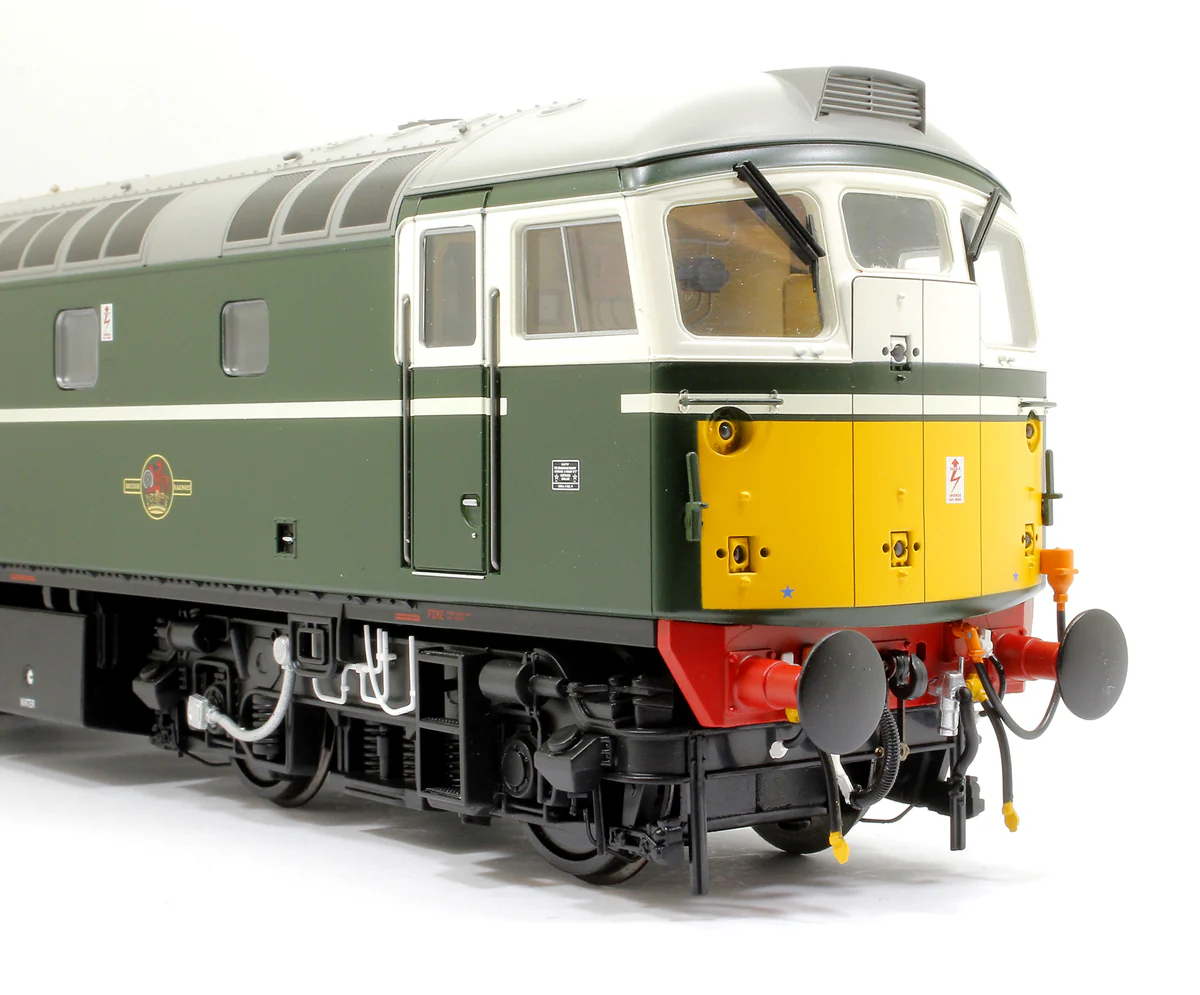 Class 26 BR Green (Unnumbered) with Small Yellow Panel Diesel Locomotive - Image 7