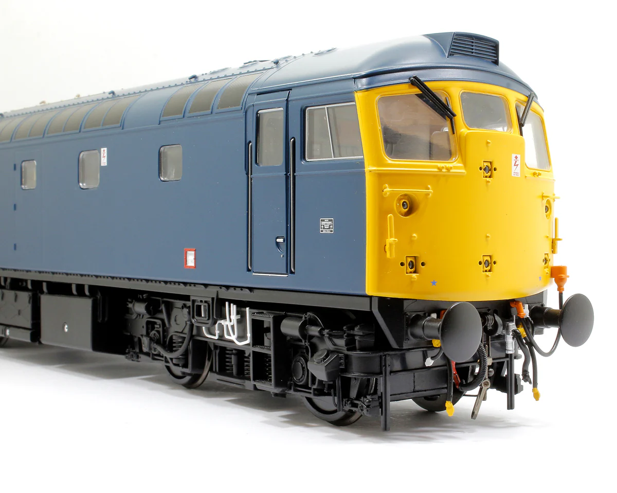 Class 26 BR Blue (Early Version) Full Yellow Ends Diesel Locomotive - Image 7