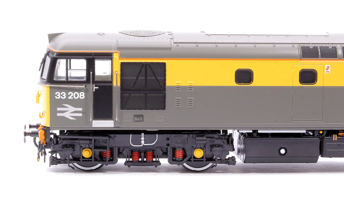 Class 33/2 33208 BR Railtour Grey/Yellow  (headlight) Diesel Locomotive - Image 6