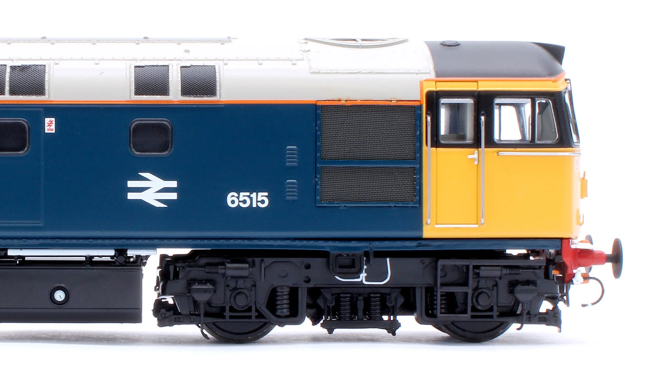 Class 33/0 BR Blue No.33012 (Yellow Cabs/HI Headlights) Diesel Locomotive - DCC Sound - Image 7