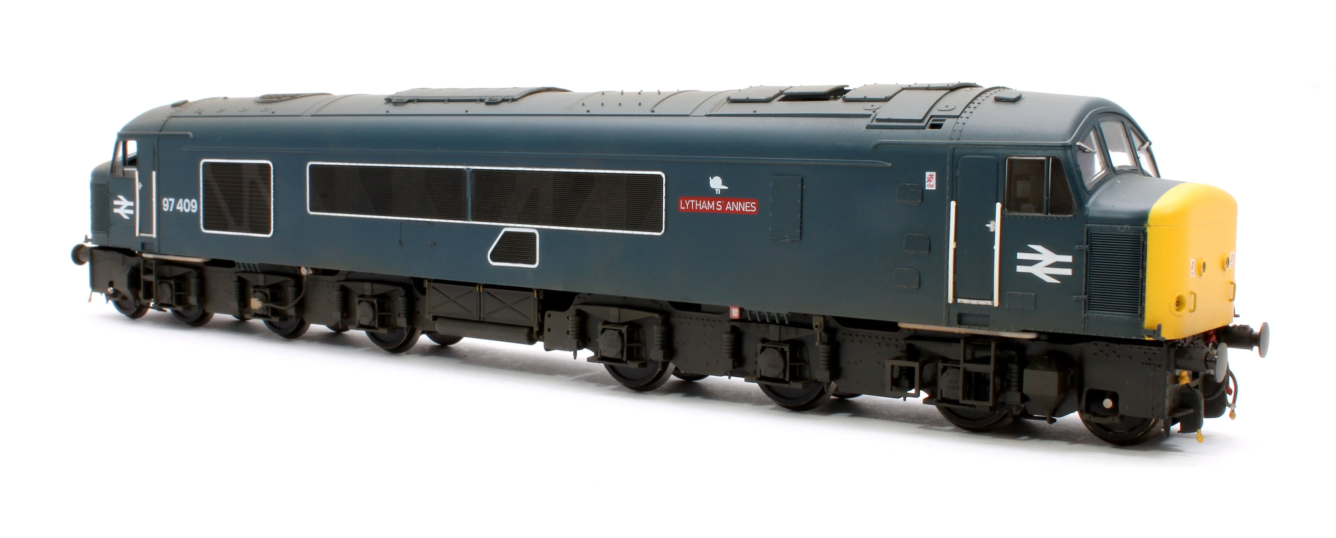 Pre-Owned Class 45/1 97409 'Lytham St Annes' BR Blue (Tinsley painted names) Diesel Locomotive - Weathered - Image 2