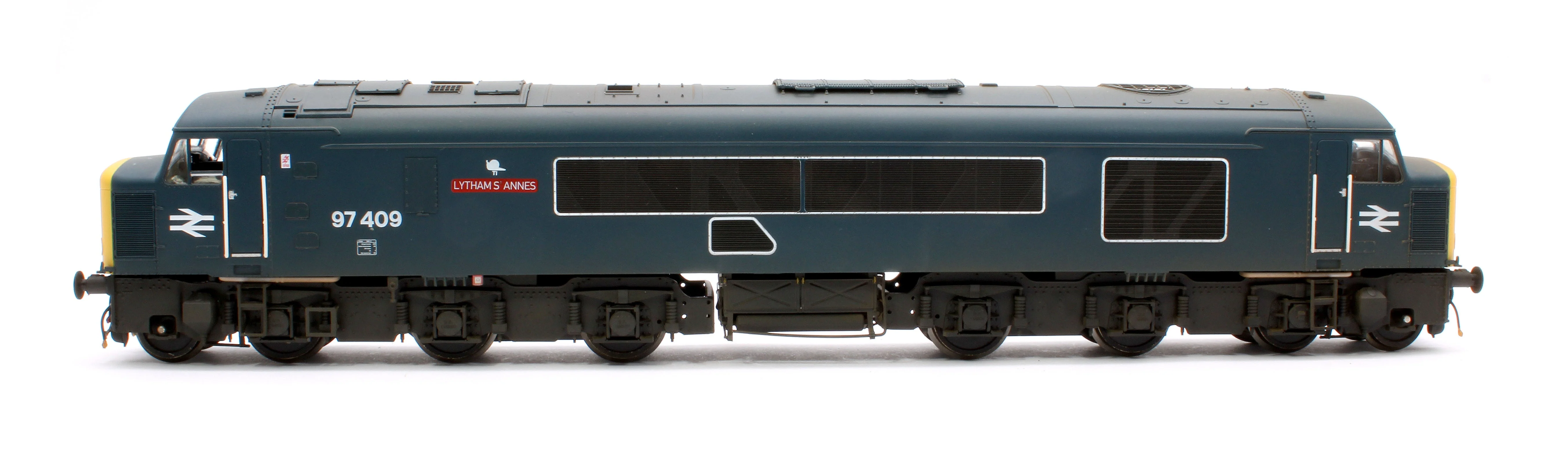 Pre-Owned Class 45/1 97409 'Lytham St Annes' BR Blue (Tinsley painted names) Diesel Locomotive - Weathered - Image 5