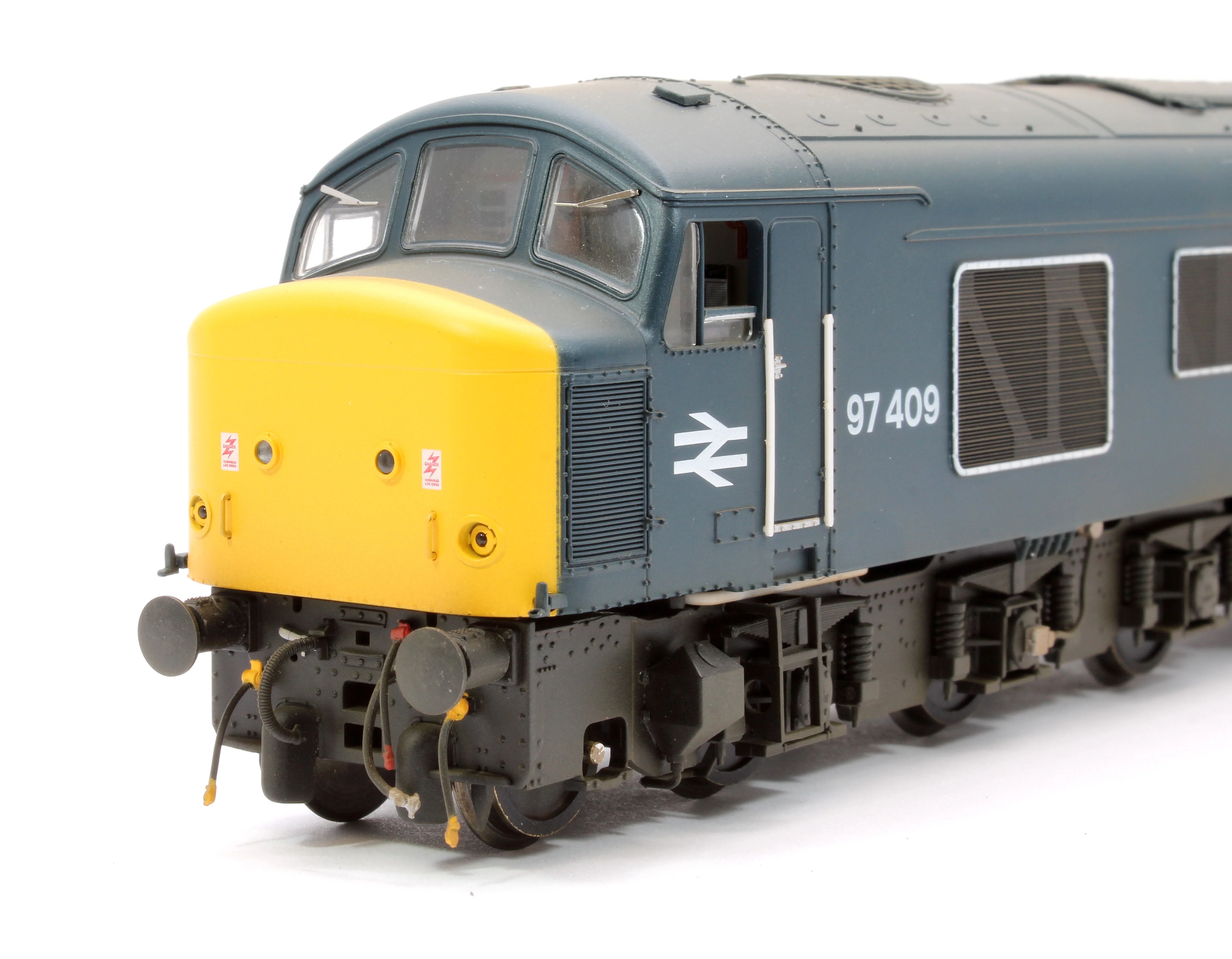 Pre-Owned Class 45/1 97409 'Lytham St Annes' BR Blue (Tinsley painted names) Diesel Locomotive - Weathered - Image 9